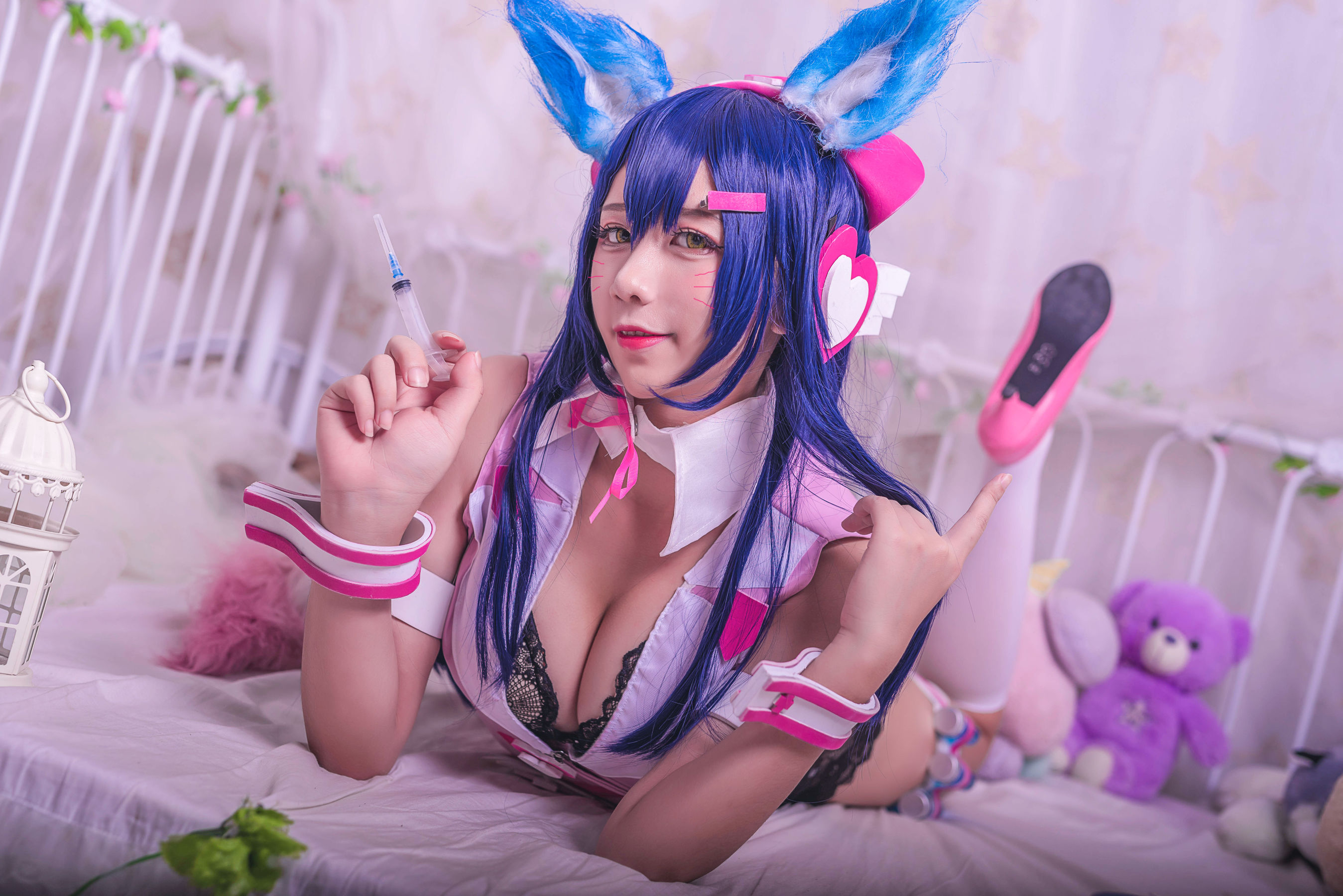 动漫博主九曲Jean 阿狸护士服 [16P]