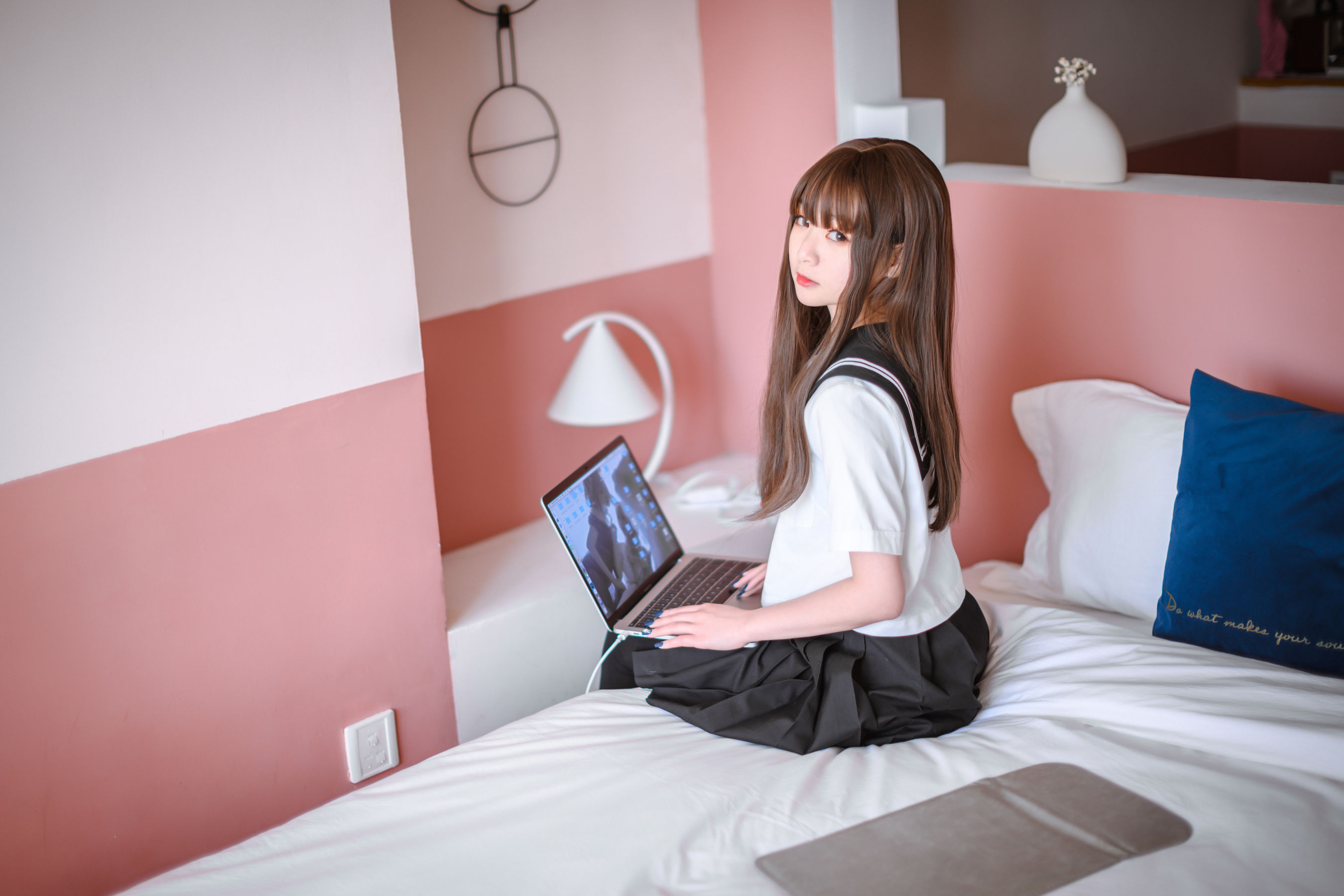 萌妹是青水 JK制服 [30P]