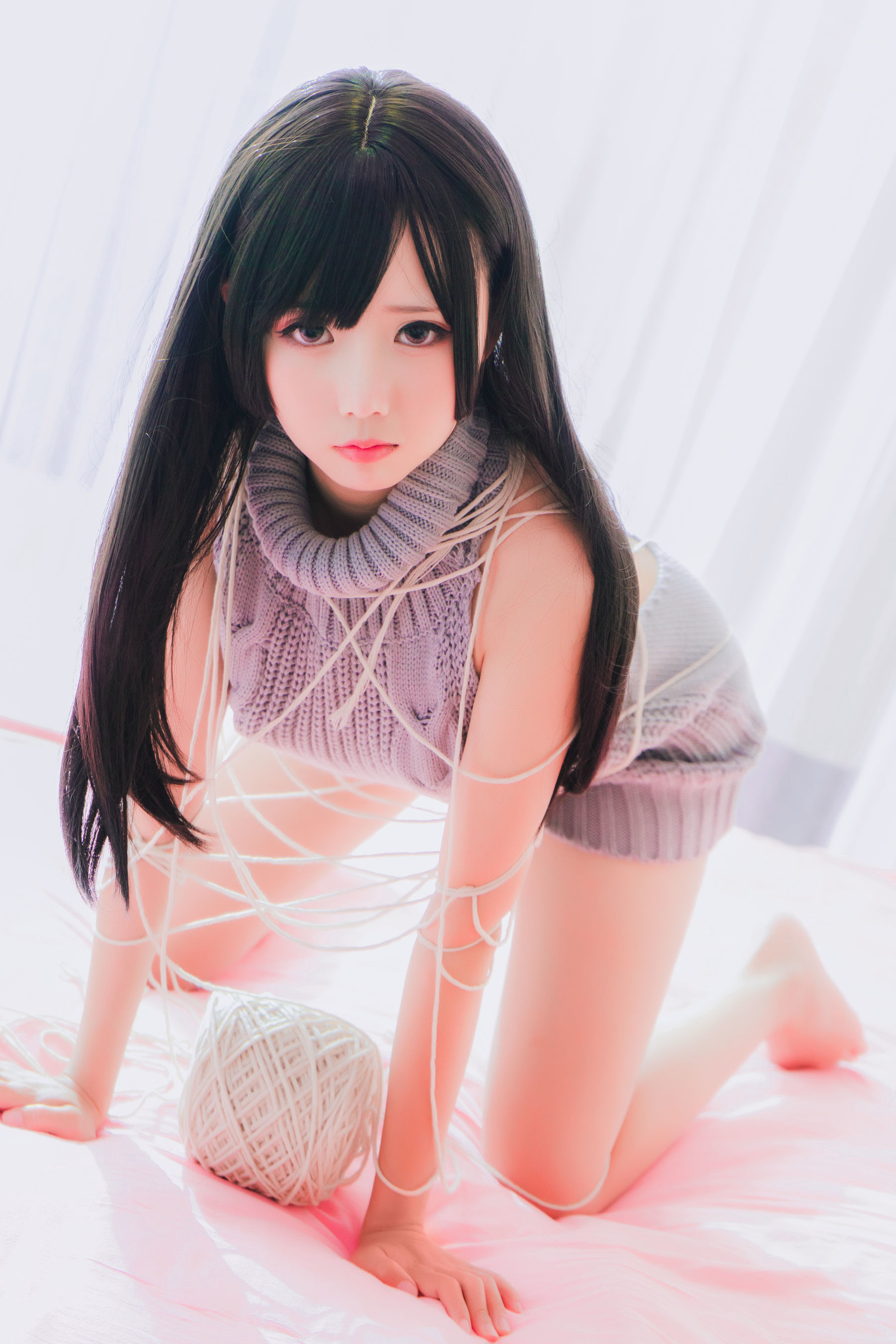 [萝莉COS] 面饼仙儿 – 露背毛衣！！ [41P]