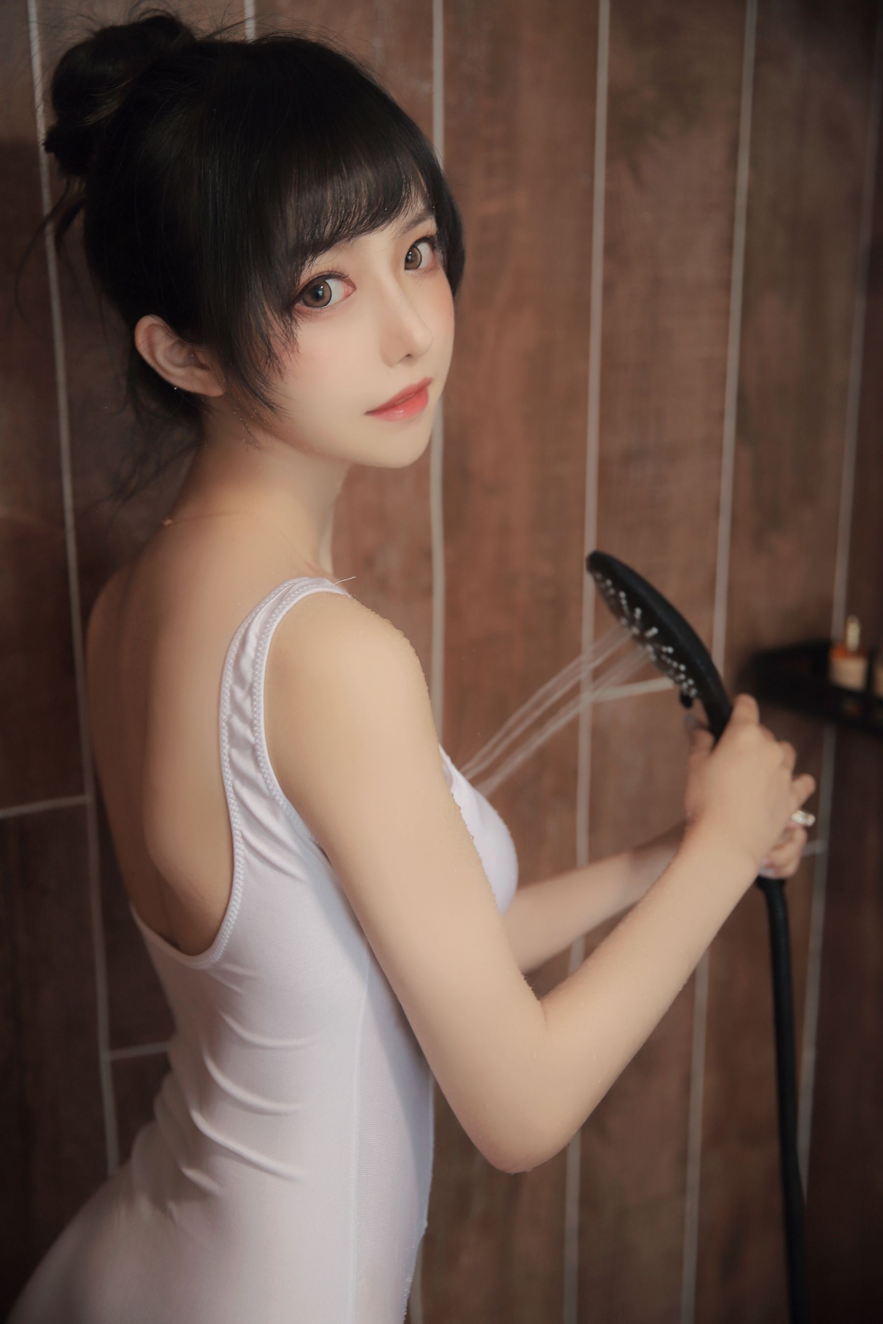 Shika小鹿鹿 – 半透浴室 [22P]
