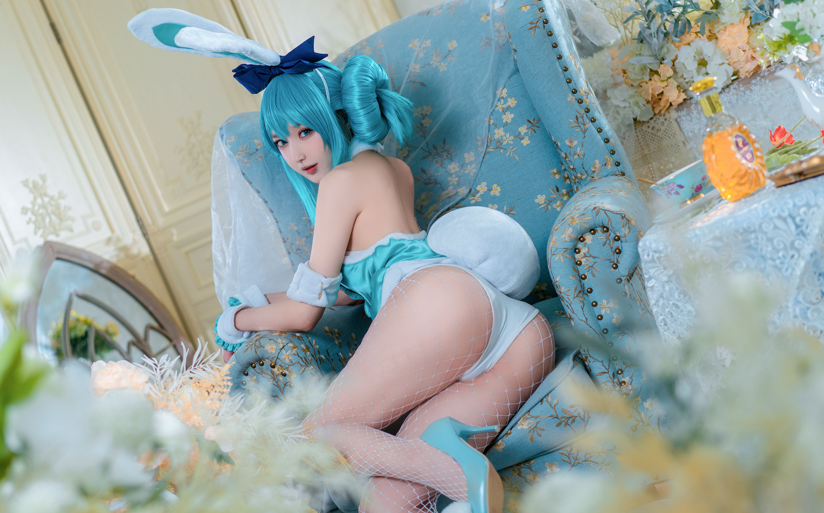 动漫博主阿包也是兔娘 – 白兔miku [28P]