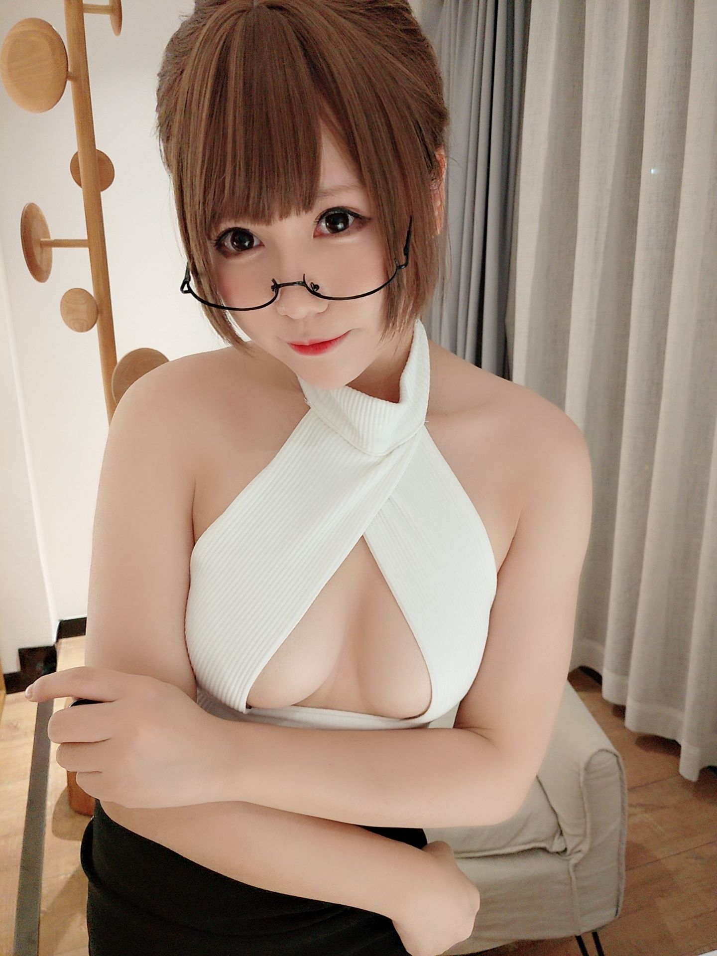 [Cosplay写真] 萌妹子Nyako喵子 – 开胸黑丝 [18P]
