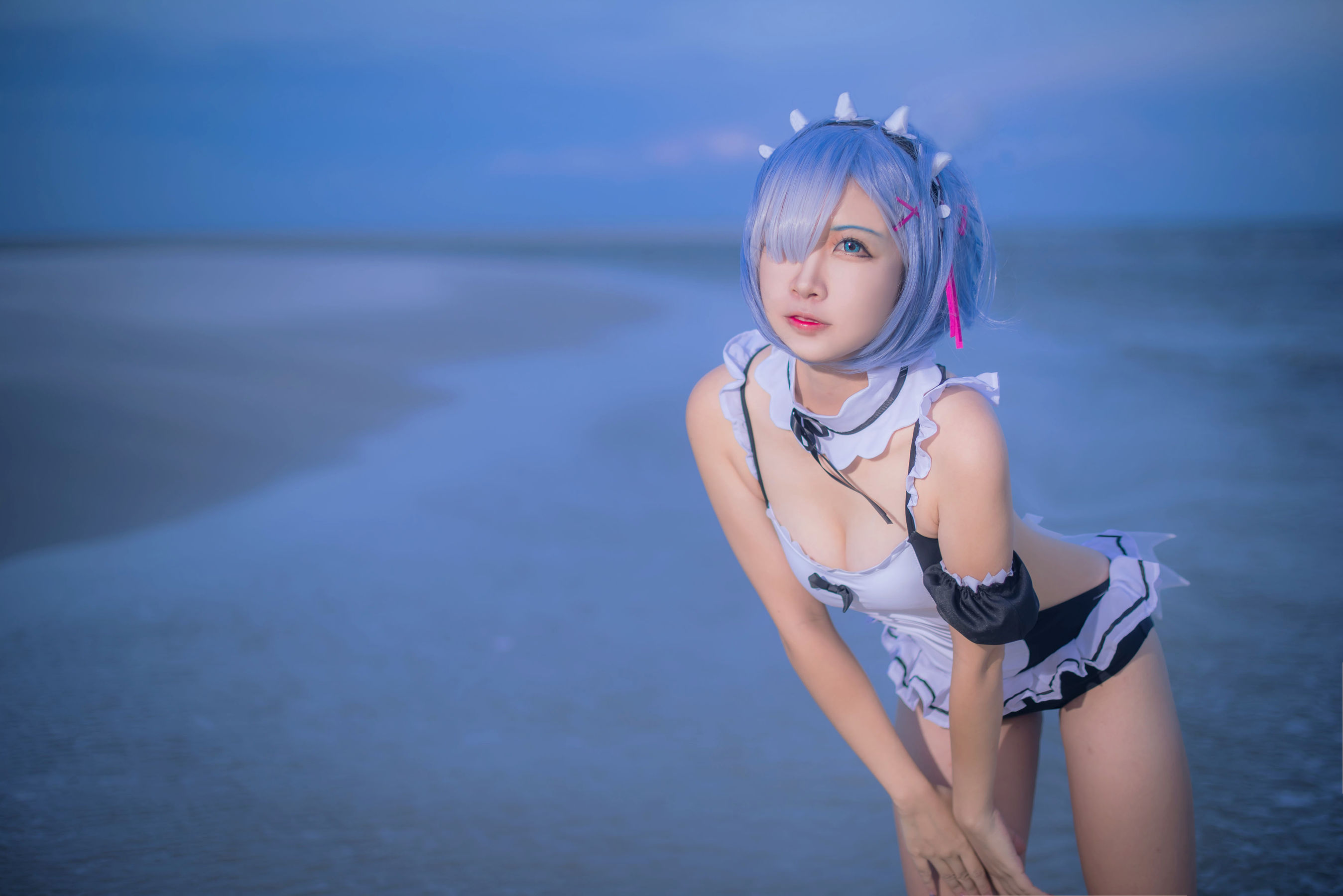 人气Coser二佐Nisa – 蕾姆泳衣 [14P]