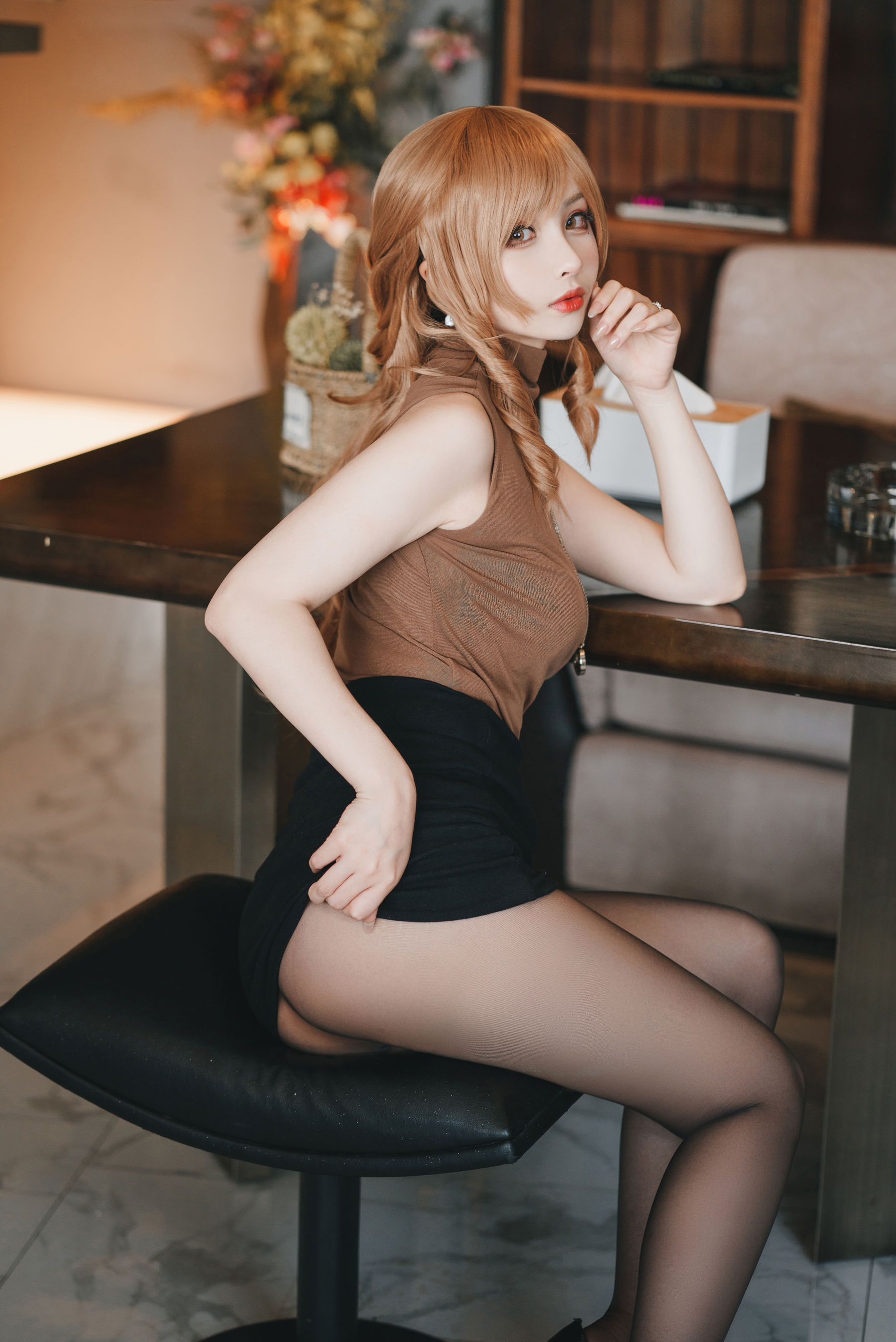 COS福利rioko凉凉子(肉扣热热子) – 人妻的一天-公司篇 [30P]