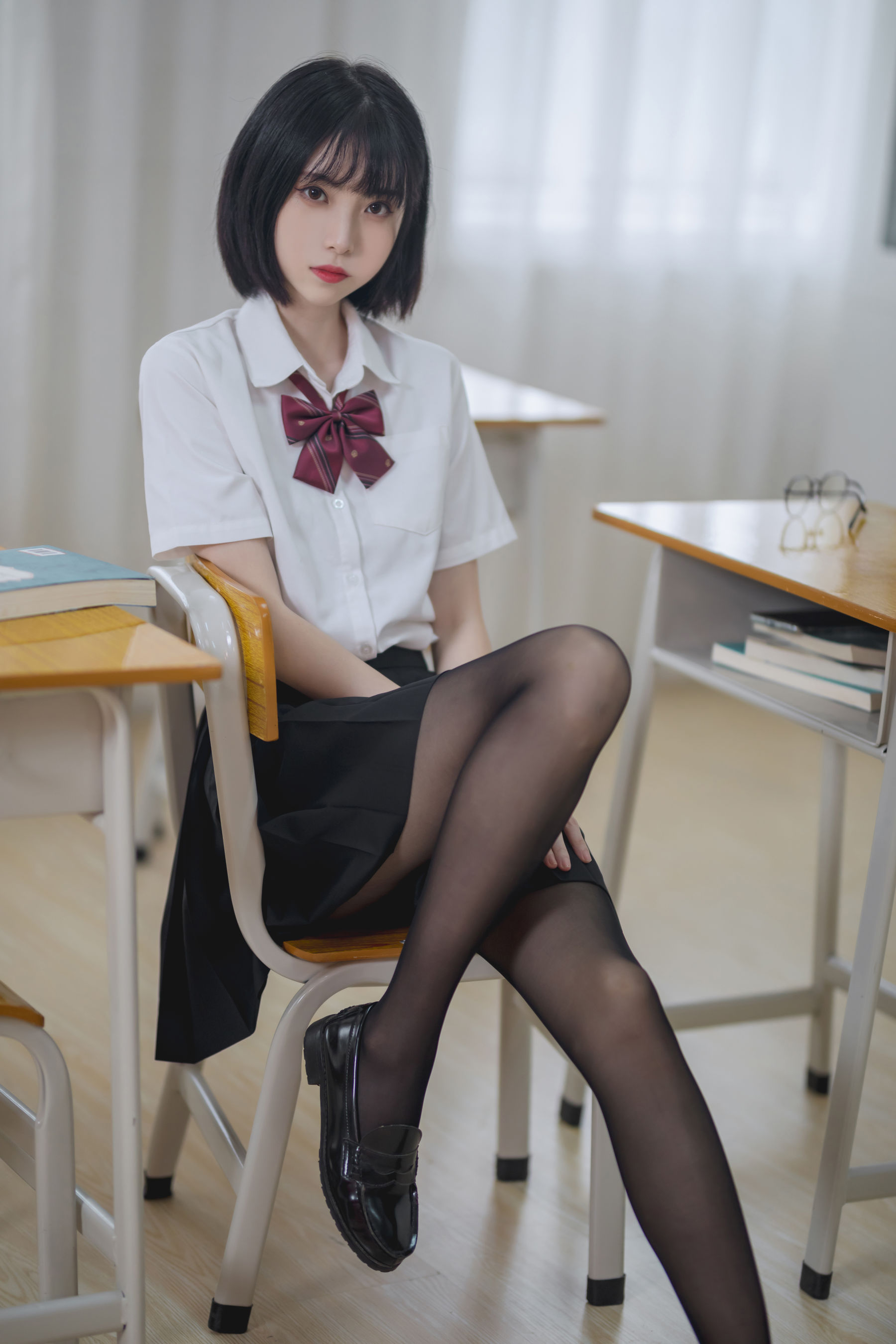 许岚 – 教室jk黑丝 [40P]