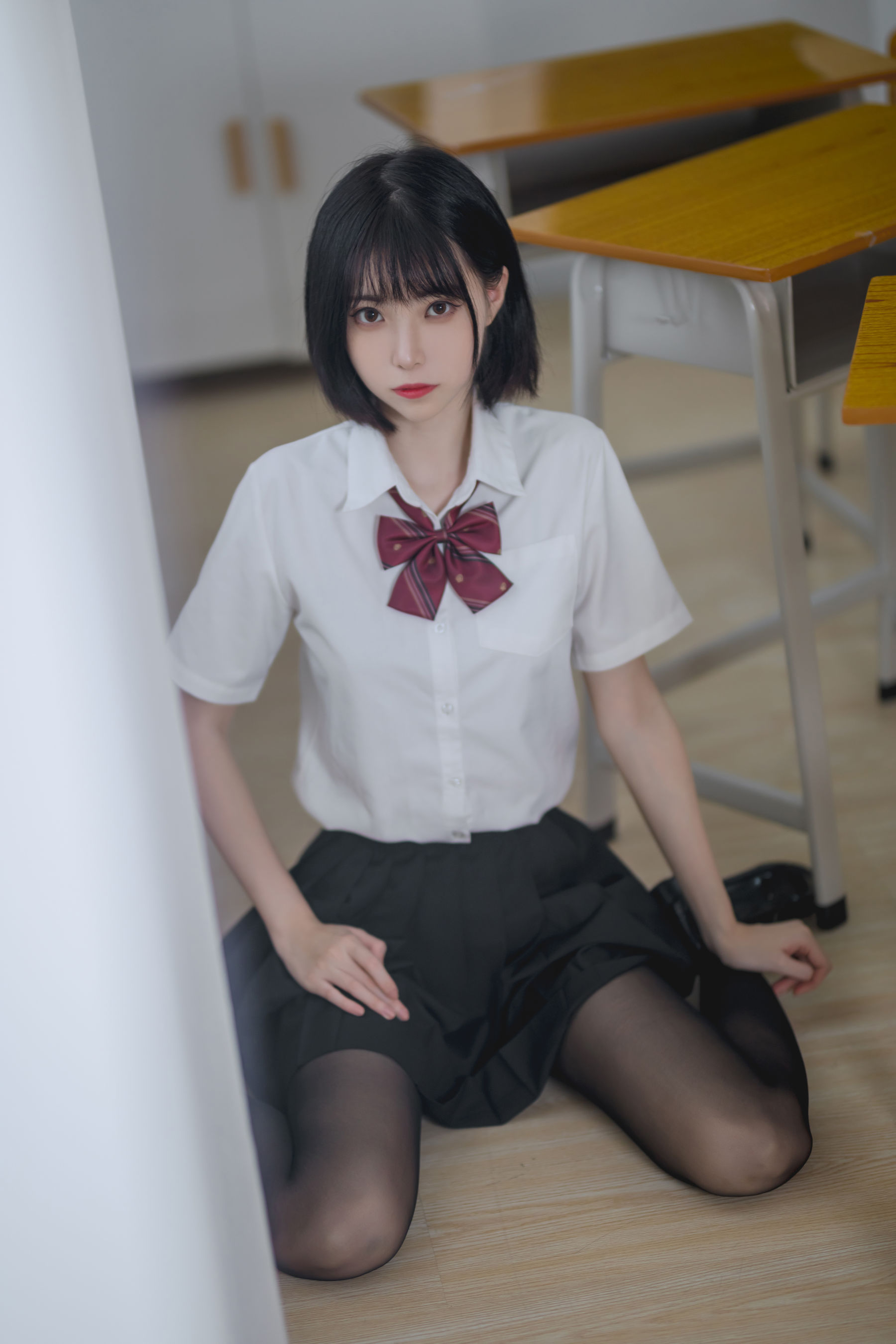 许岚 – 教室jk黑丝 [40P]