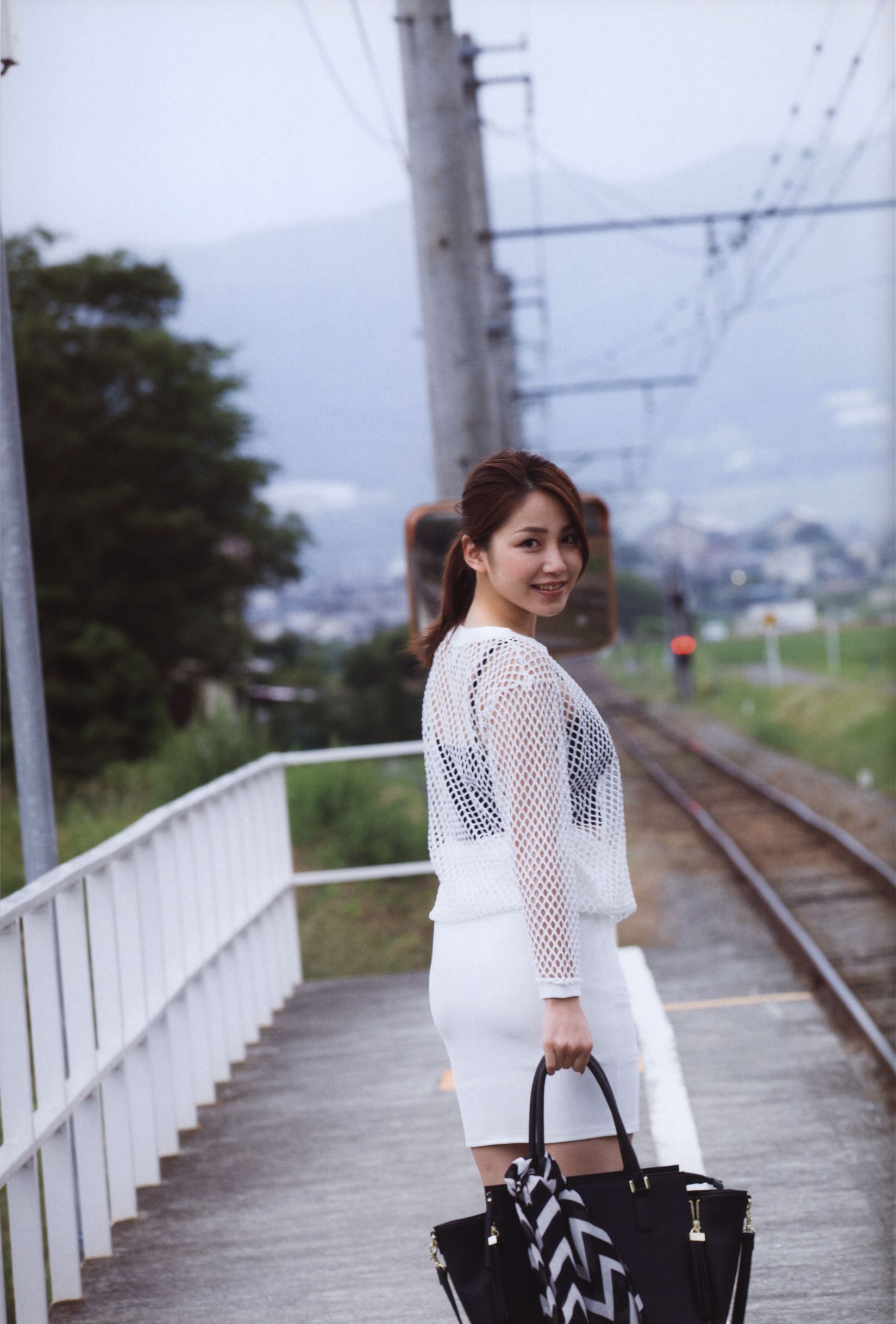 Yuu Kikkawa 吉川友《誘惑》 [69P]