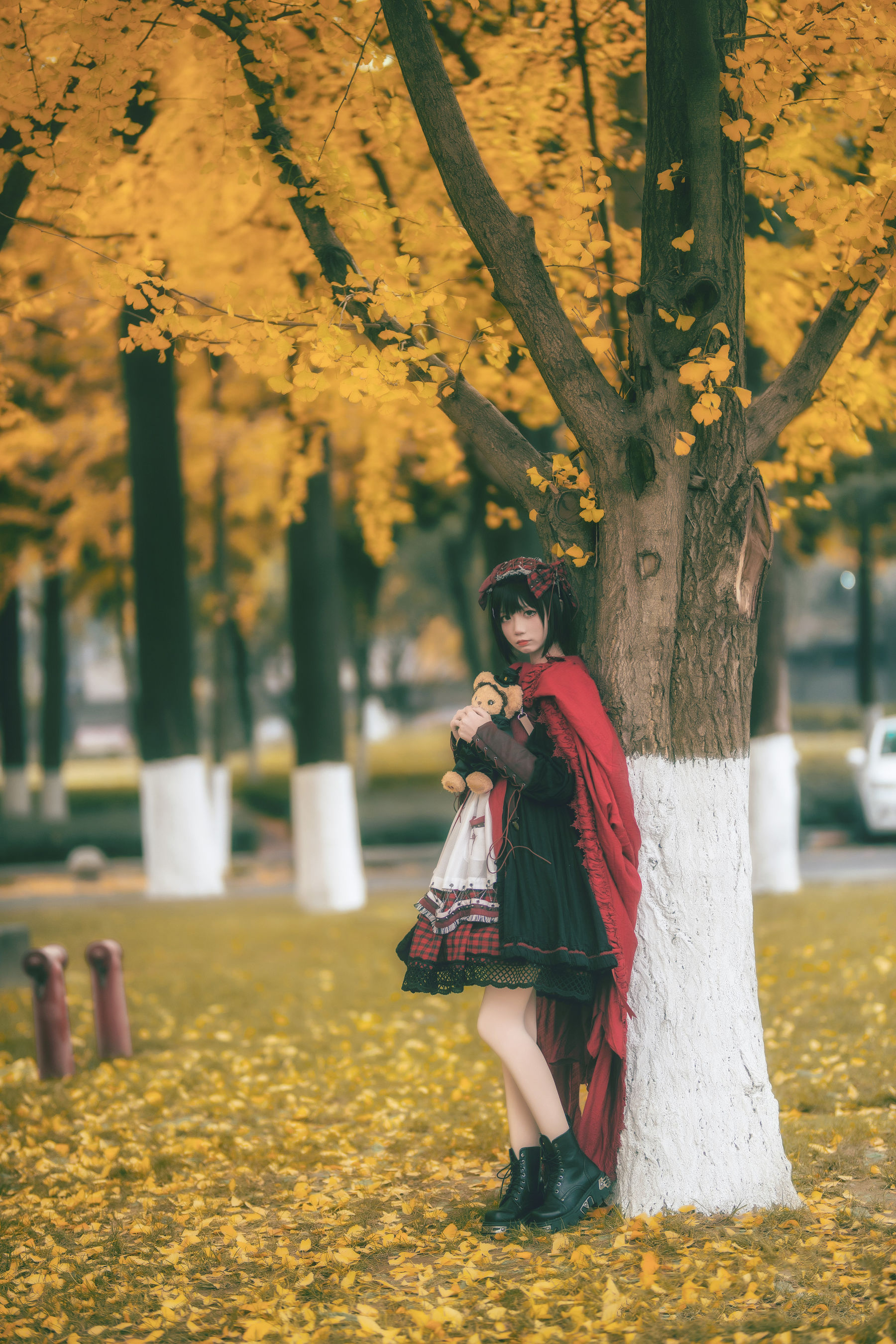 清纯少女五更百鬼 – 小红帽 [6P]