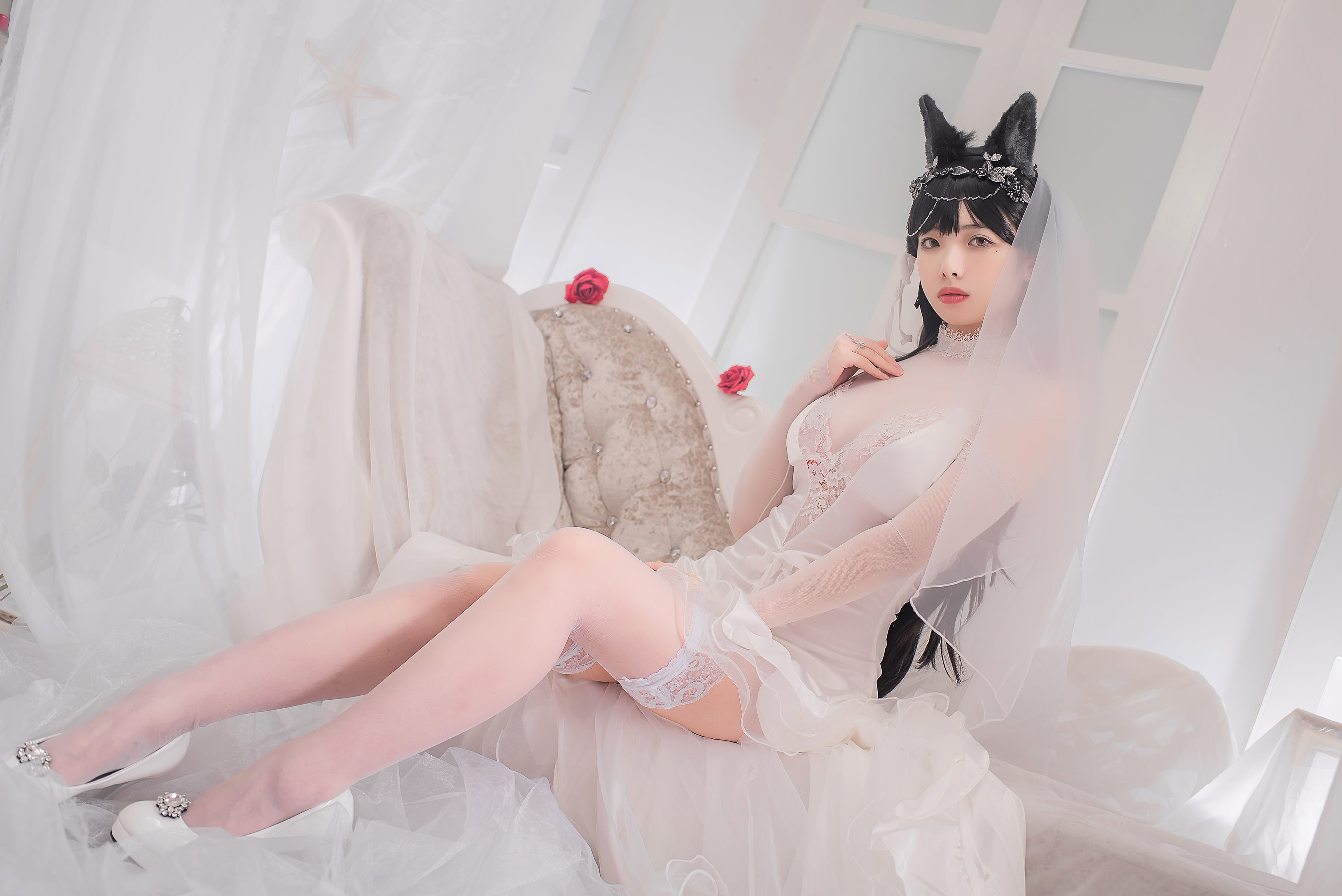[萝莉COS] 雯妹 – 爱宕花嫁 [32P]