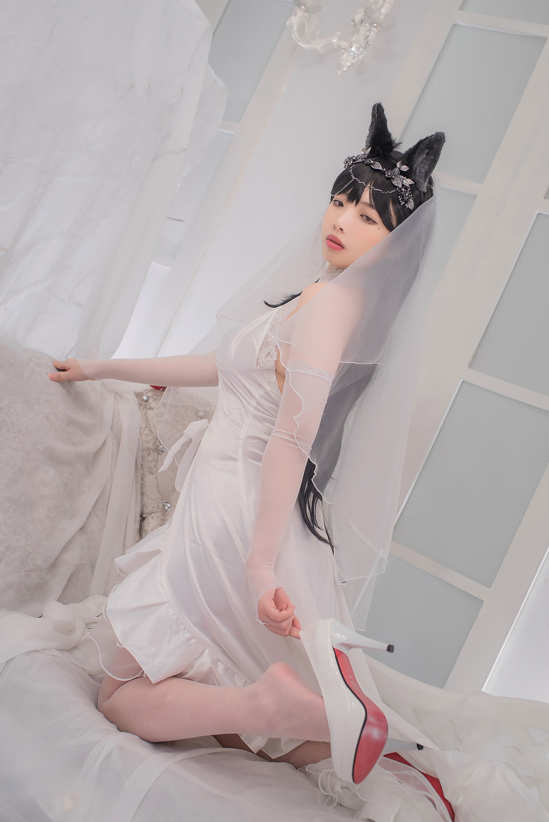 [萝莉COS] 雯妹 – 爱宕花嫁 [32P]