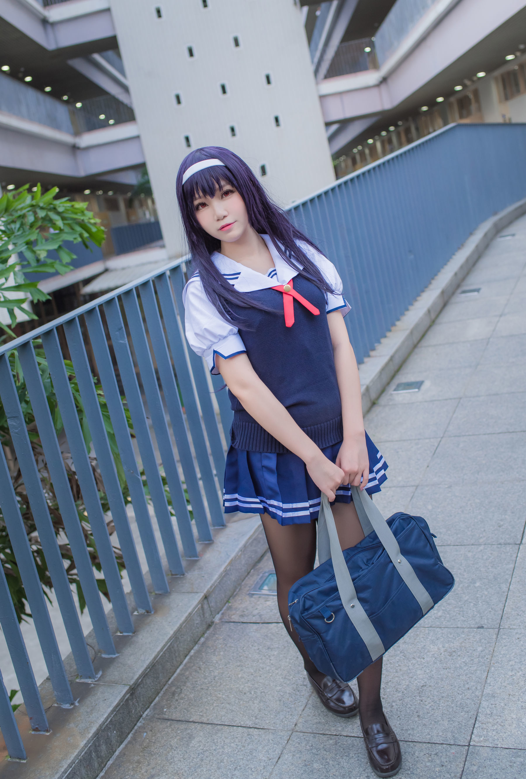 [萝莉COS] 白金Saki – 校服 [29P]