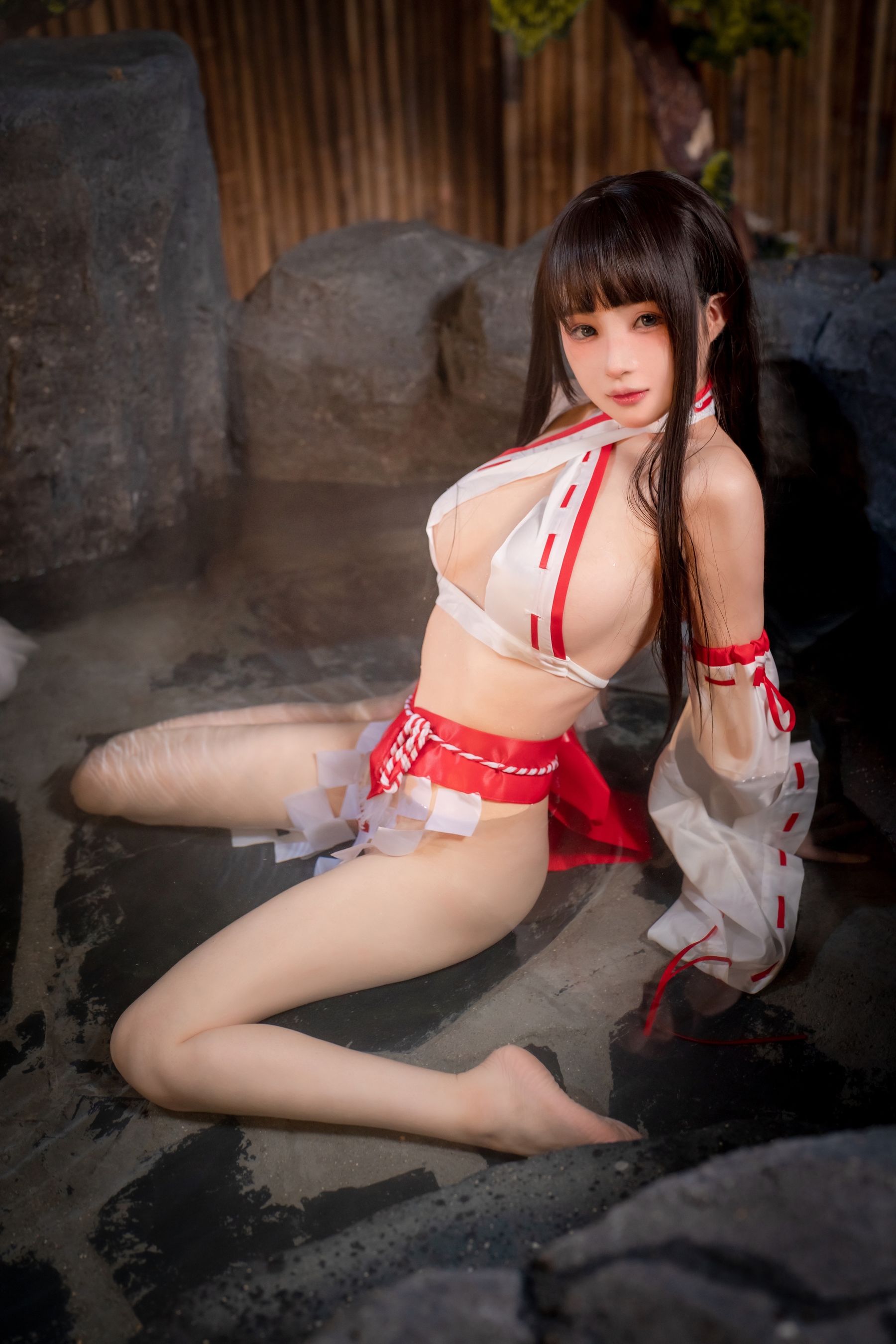桜井宁宁 – 纯洁巫女 [61P]