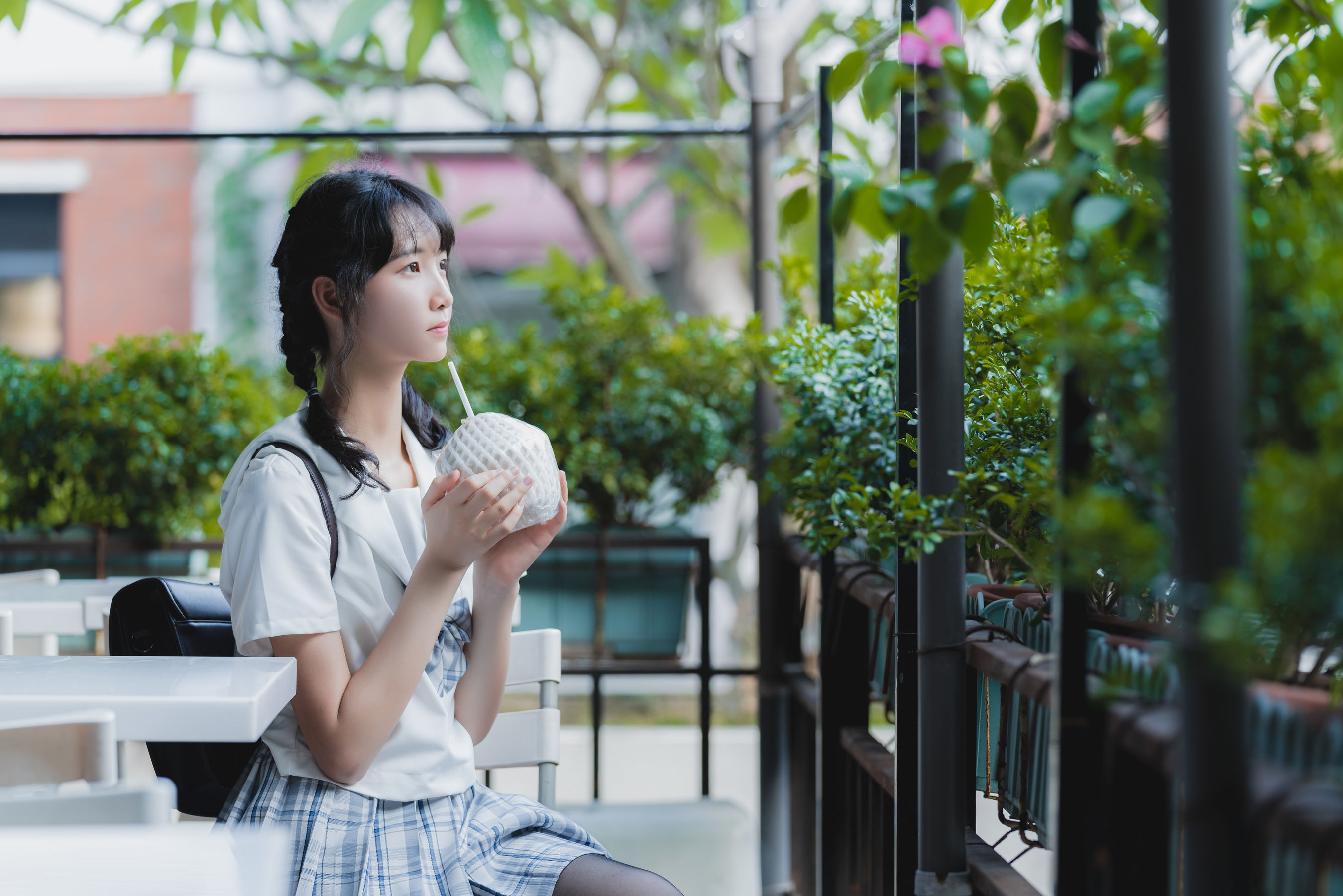 清纯妹子西瓜 制服 [18P]