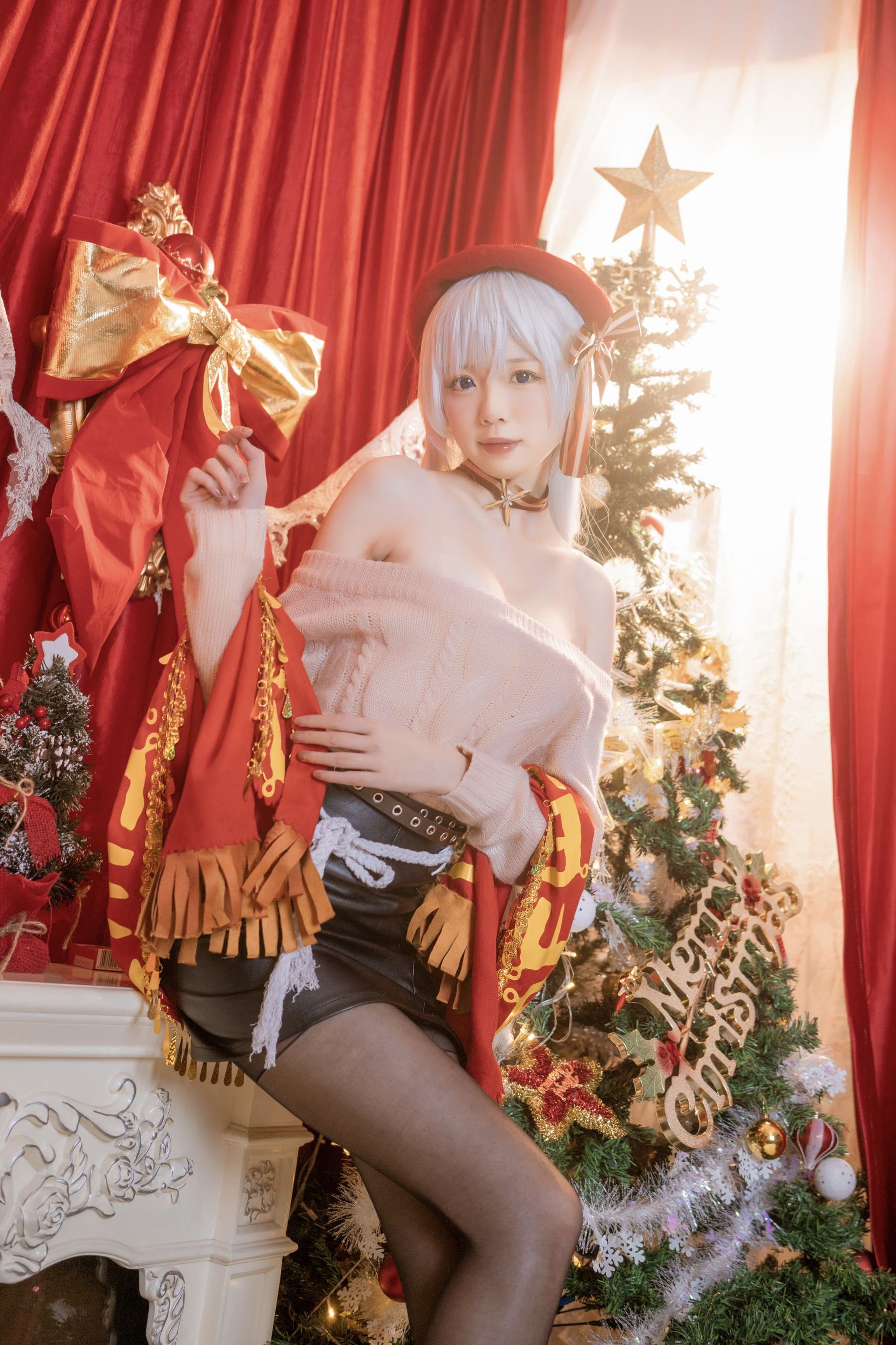 [Cosplay写真] 动漫博主炸酱沐沐 – 贝尔法斯特 女仆的购物日 [25P]