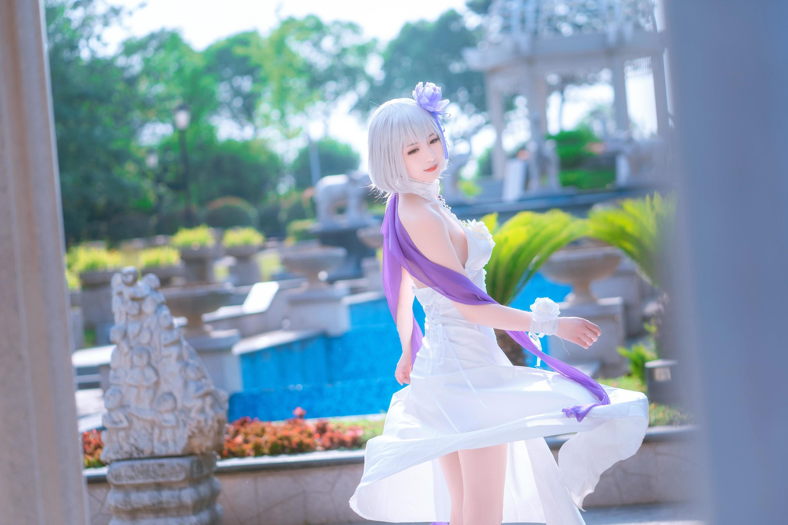[Cosplay写真] 小姐姐弥音音ww – 天狼星 纯白蔷薇 [8P]