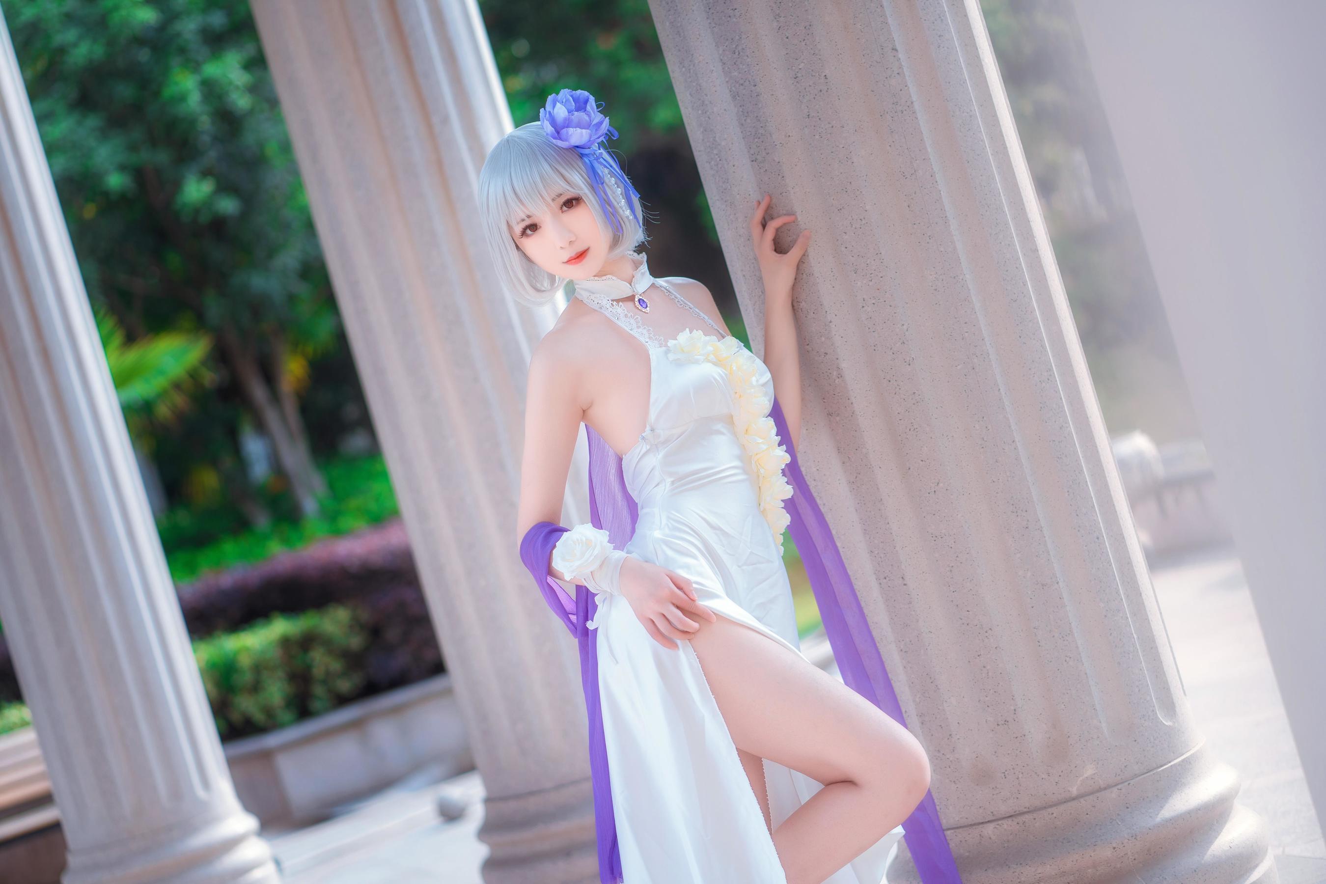 [Cosplay写真] 小姐姐弥音音ww – 天狼星 纯白蔷薇 [8P]