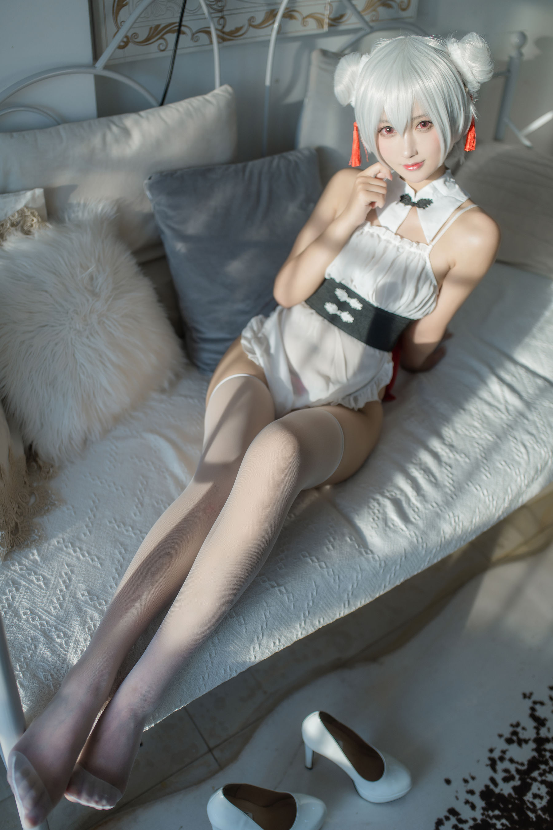 羽生三未图集 – 中華厨娘 [31P]