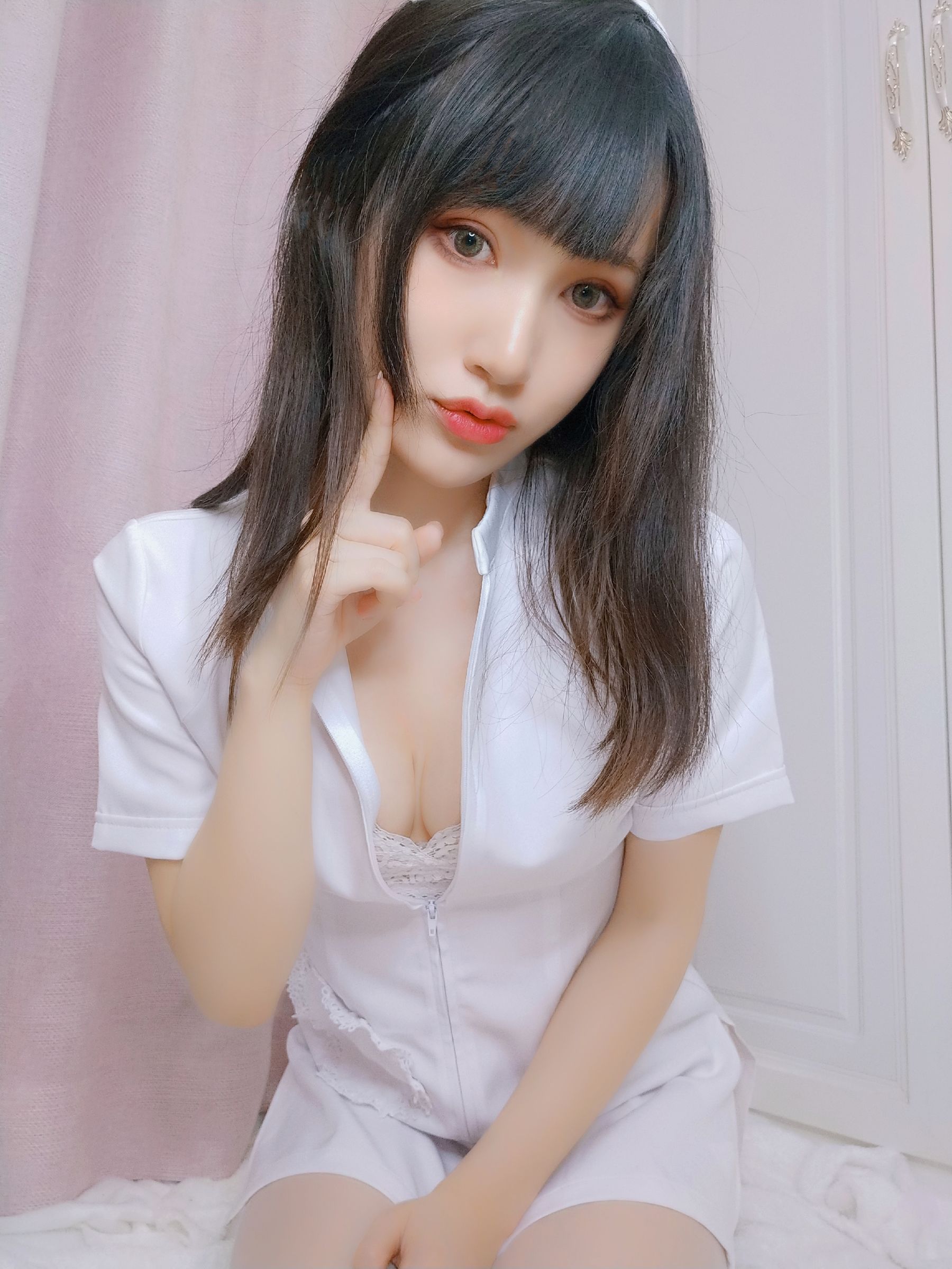 木之本果 – 看护妇 [12P]