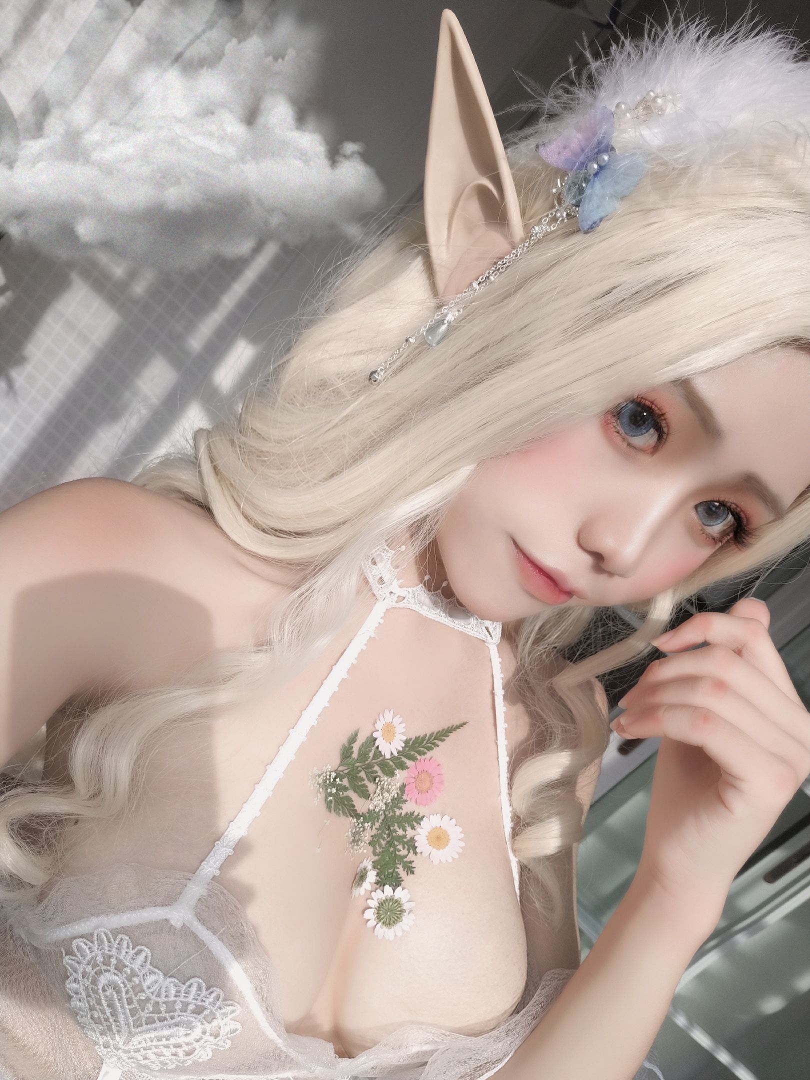 一笑芳香沁写真 少女与花 [25P]