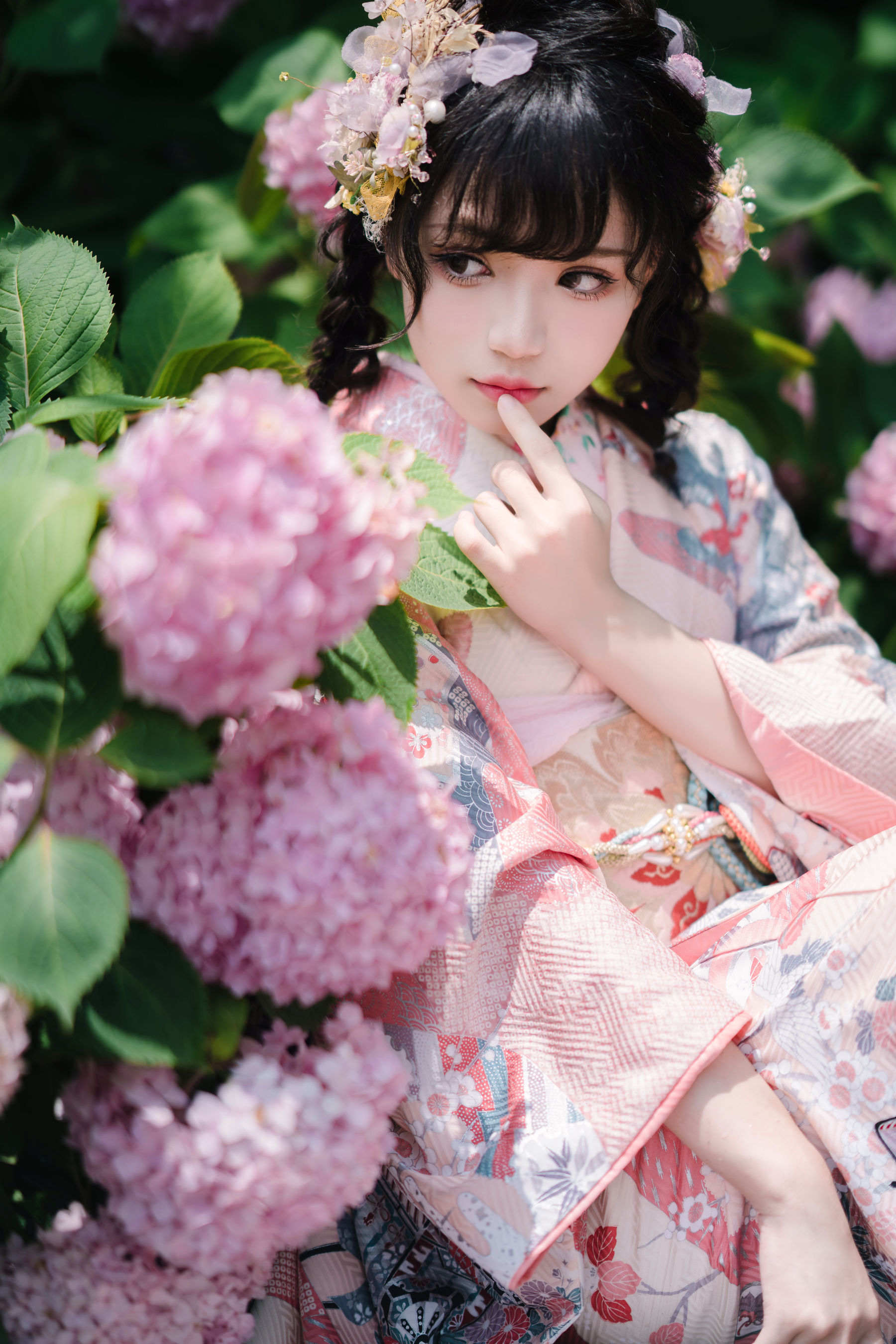 花柒Hana – 绣球花和服 [18P]