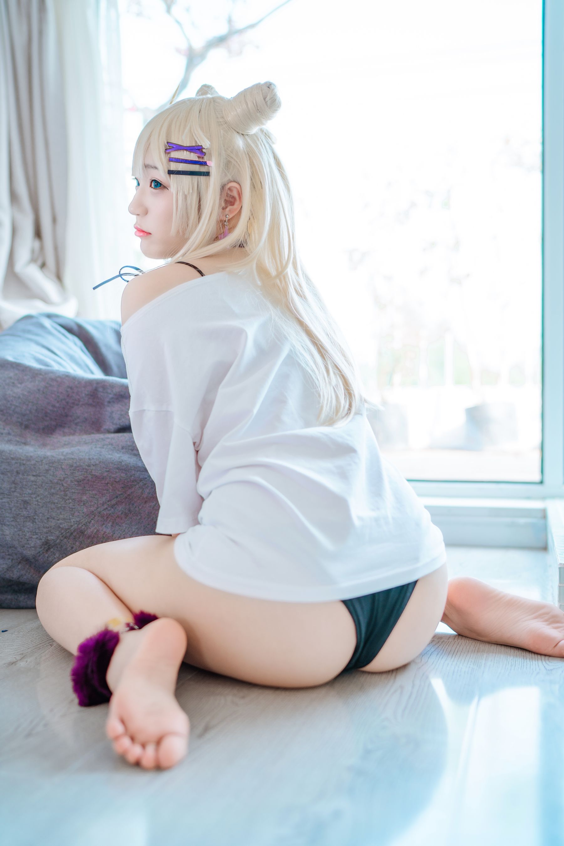 动漫博主Mime弥美 – 少女前线 AA-12 无烟棒棒糖 [27P]