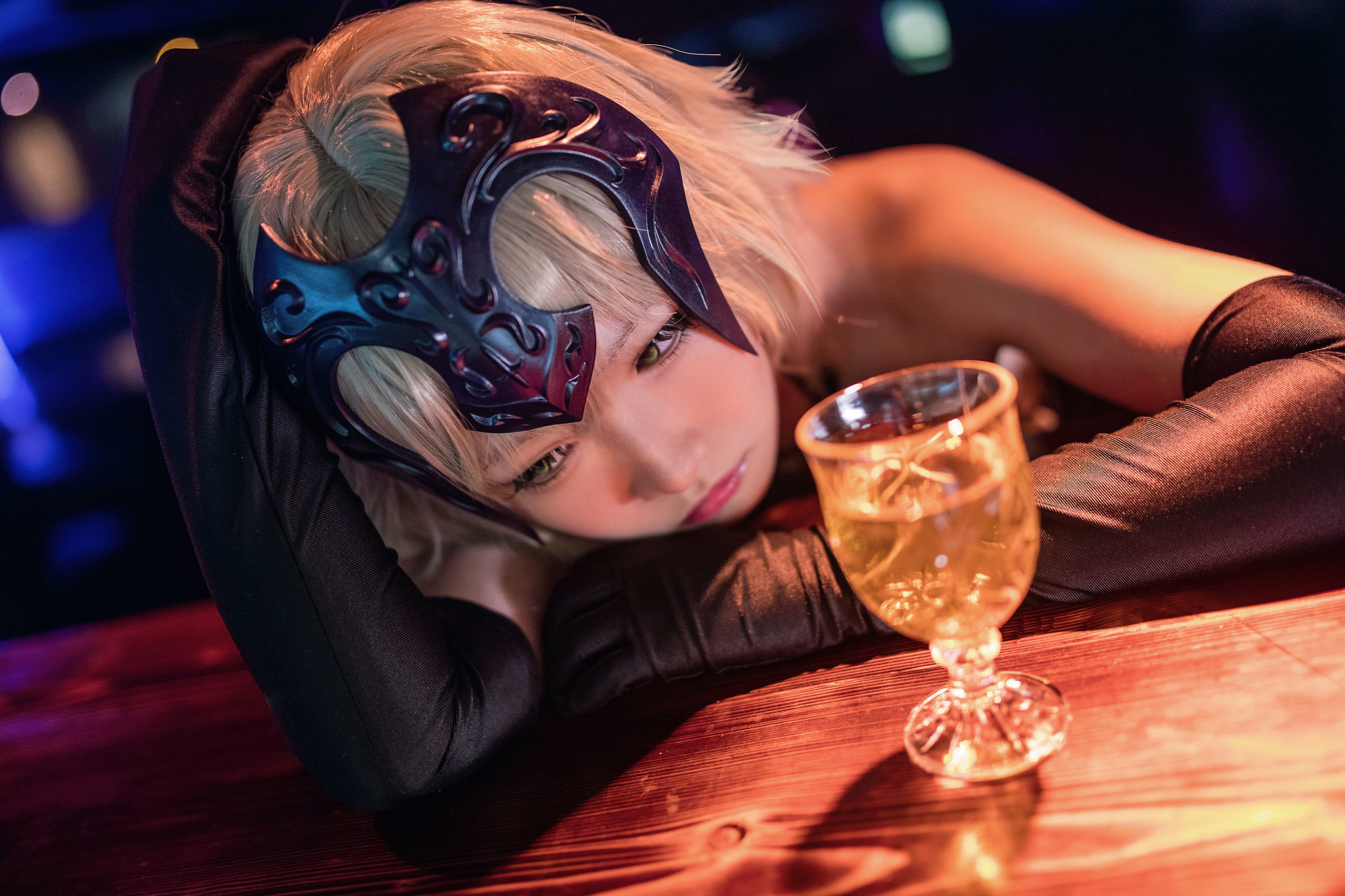 肉宅 – 聖夜の晚餐 [15P]