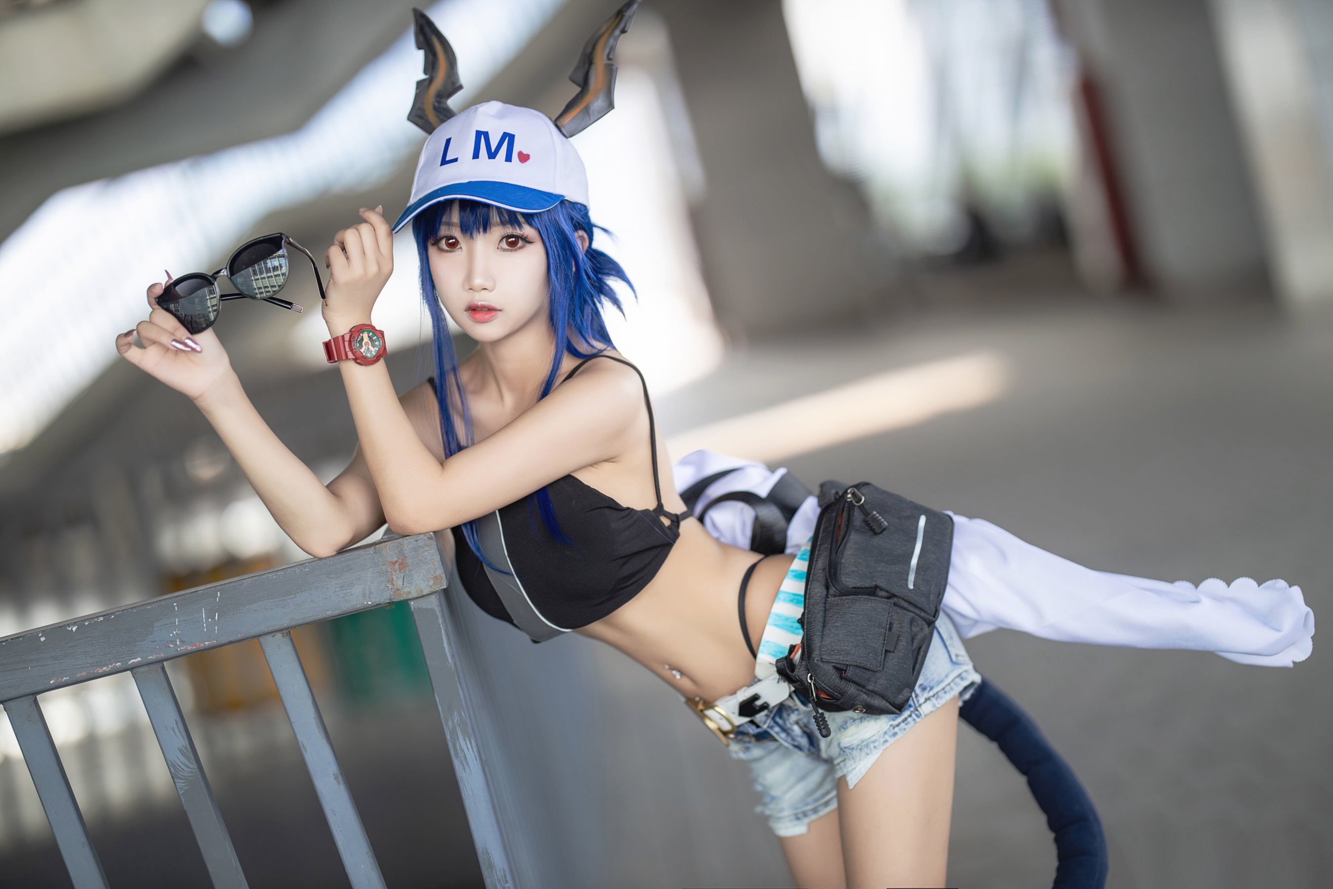 白嫩美少女鬼畜瑶 女游客c [13P]