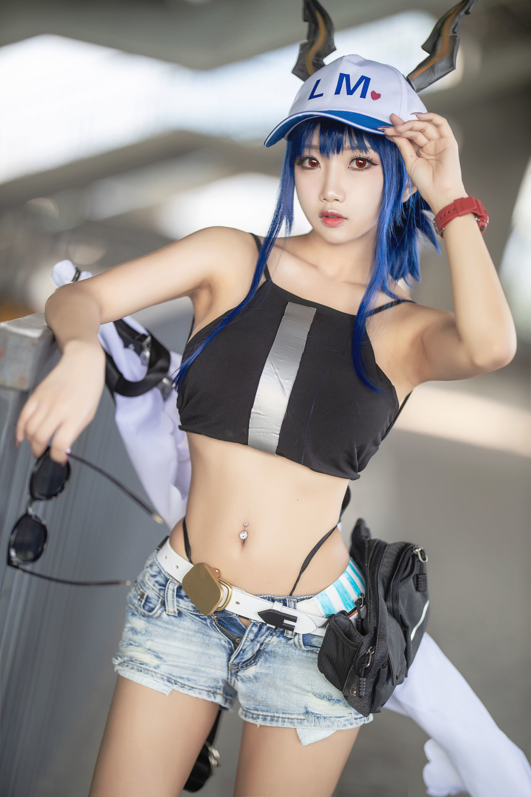 白嫩美少女鬼畜瑶 女游客c [13P]