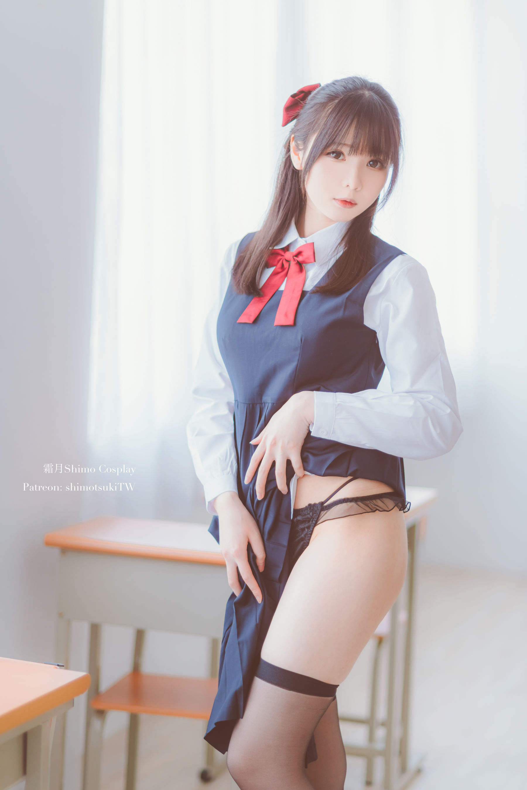 微博妹纸霜月shimo – JK校服的诱惑 [17P]