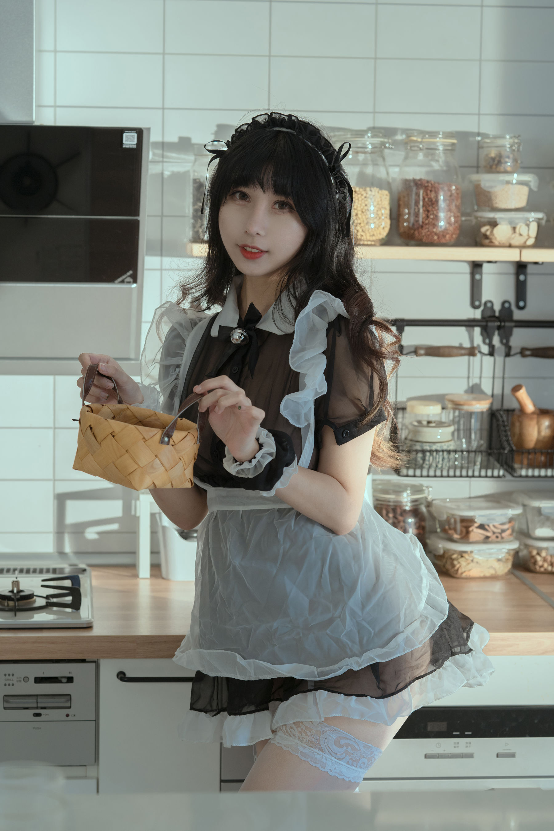 云溪溪 – 奶桃女仆 [40P]