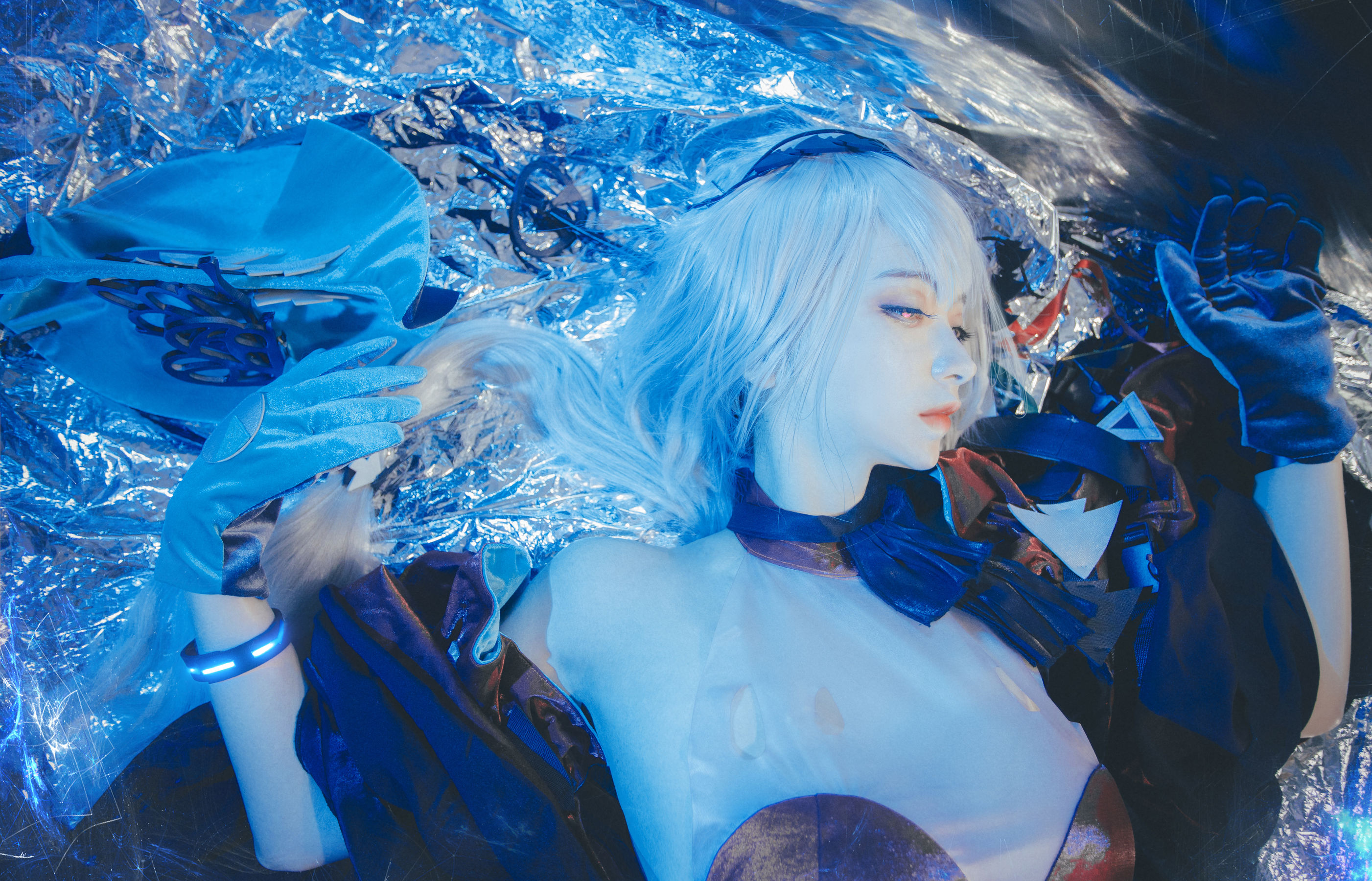 疯猫ss – 浊心斯卡蒂 [18P]