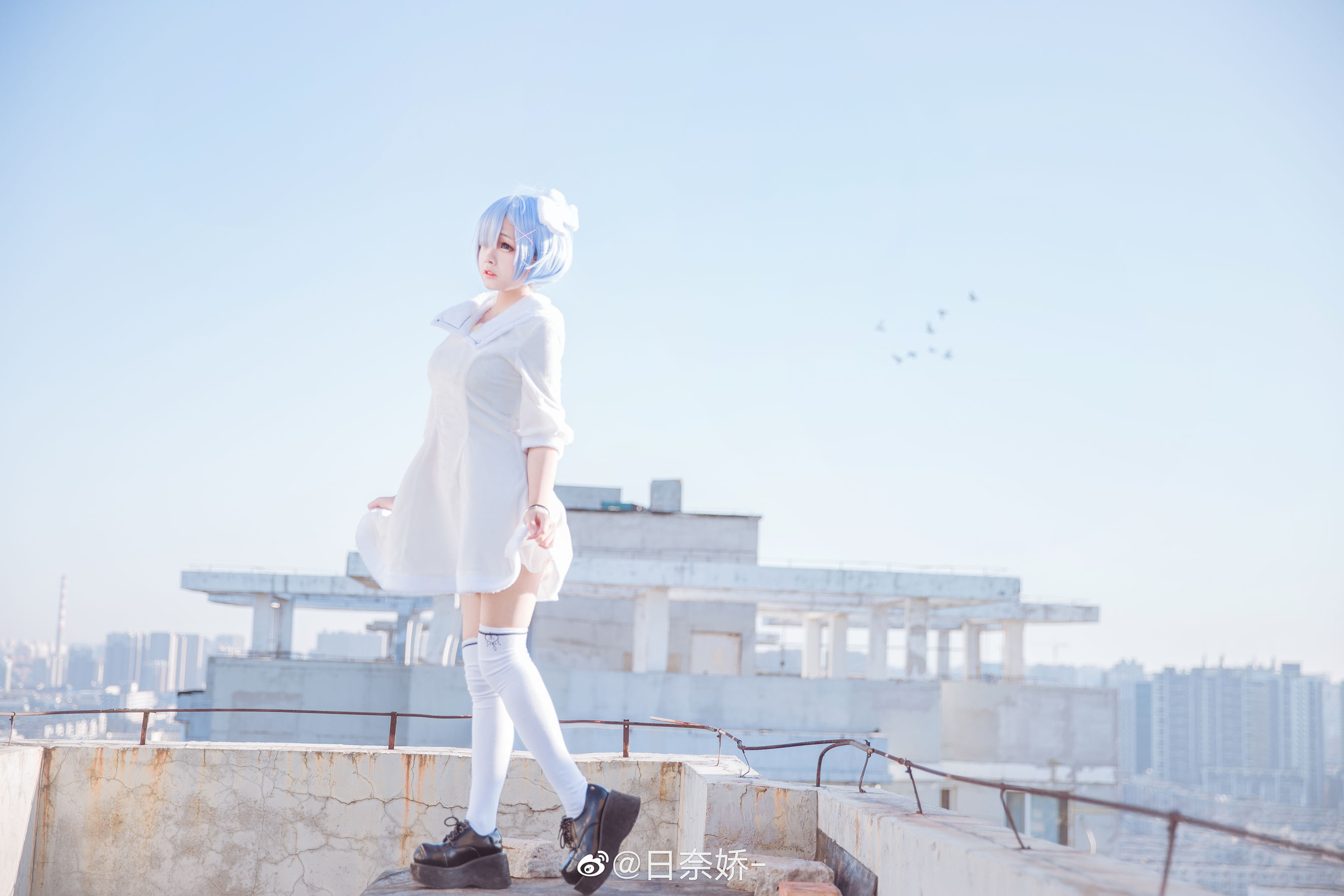 日奈娇 – 蕾姆 白裙 [11P]