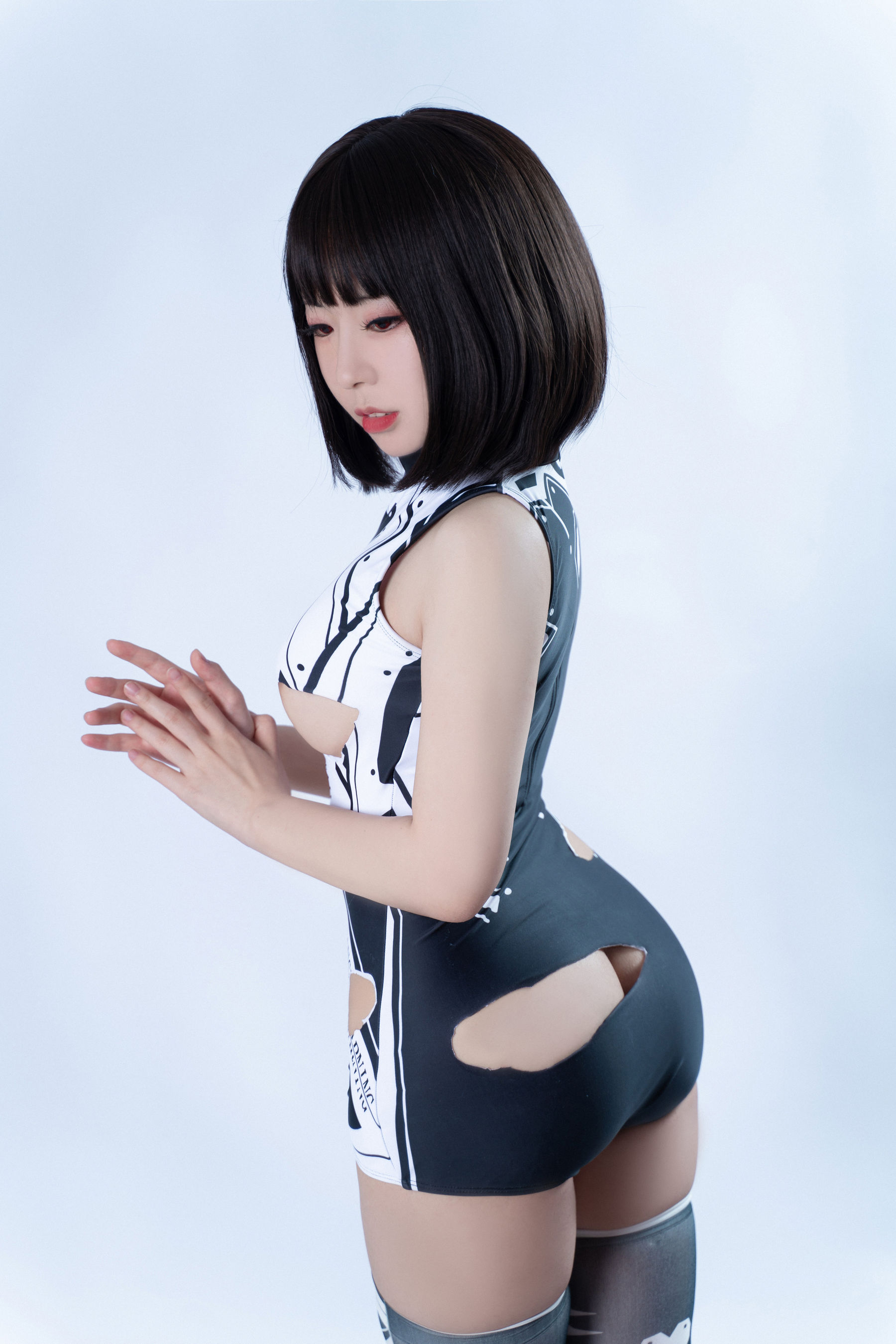 虎森森 – 战损死库水 [30P]