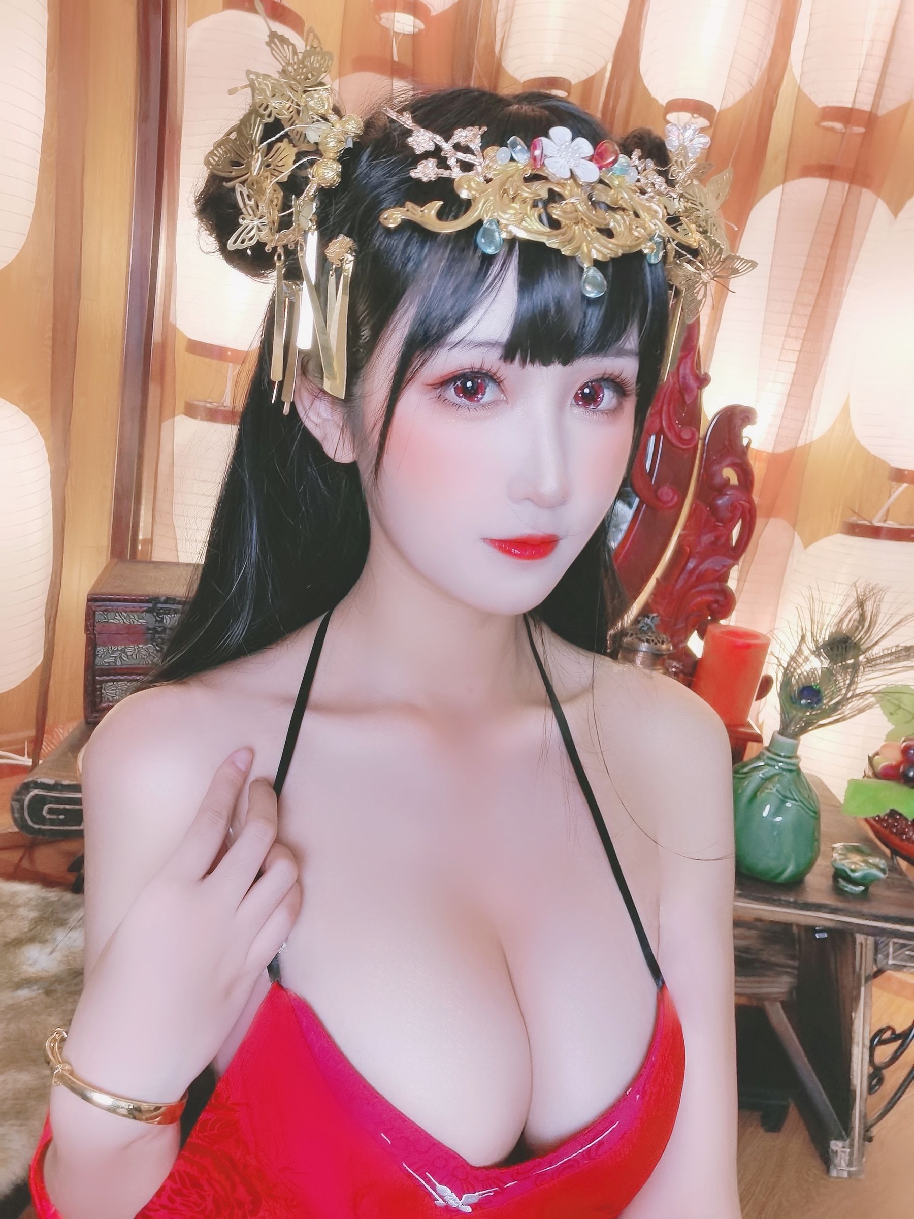 微博妹子三度_69 – 逸仙自拍 [20P]