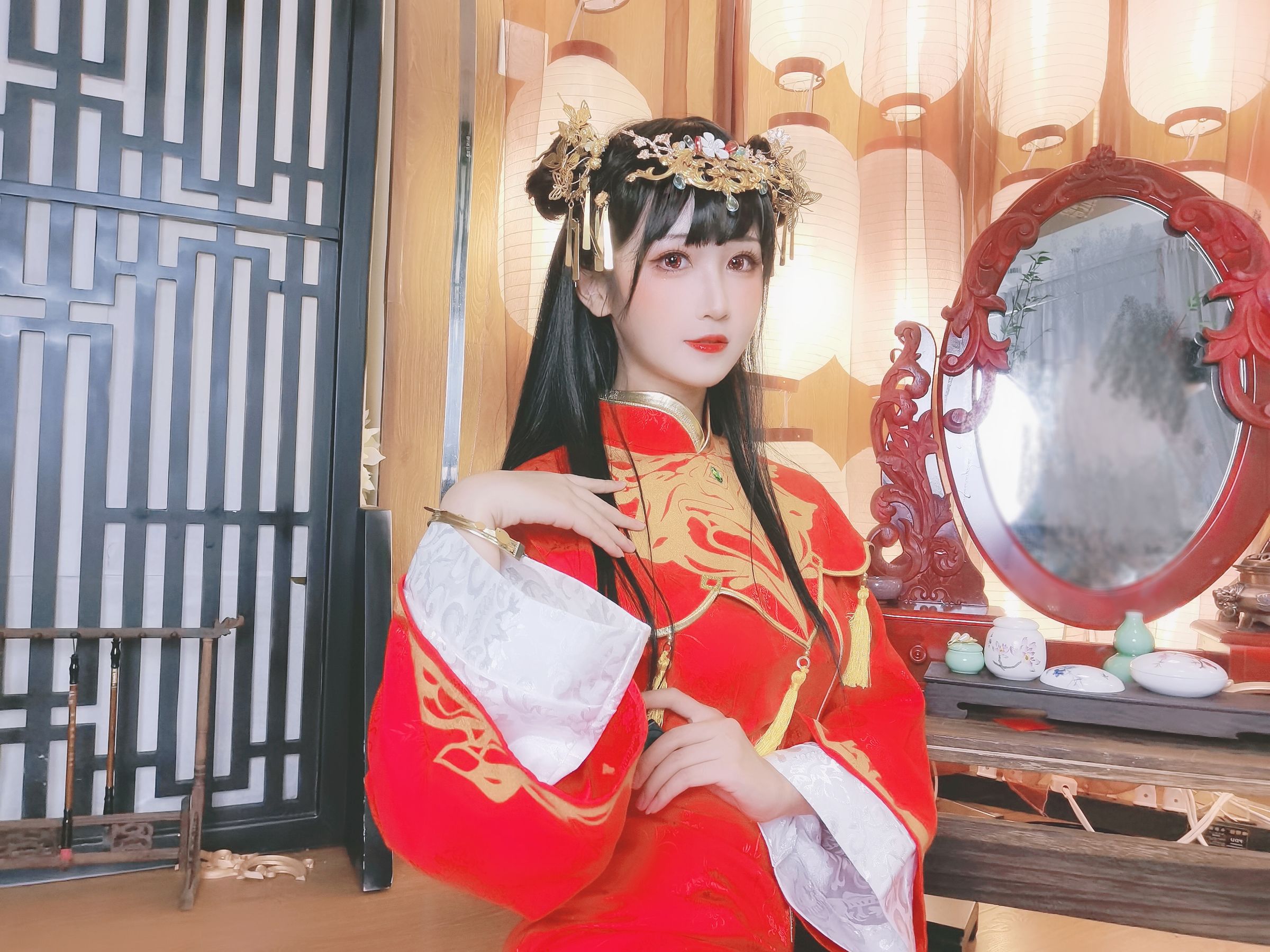 微博妹子三度_69 – 逸仙自拍 [20P]