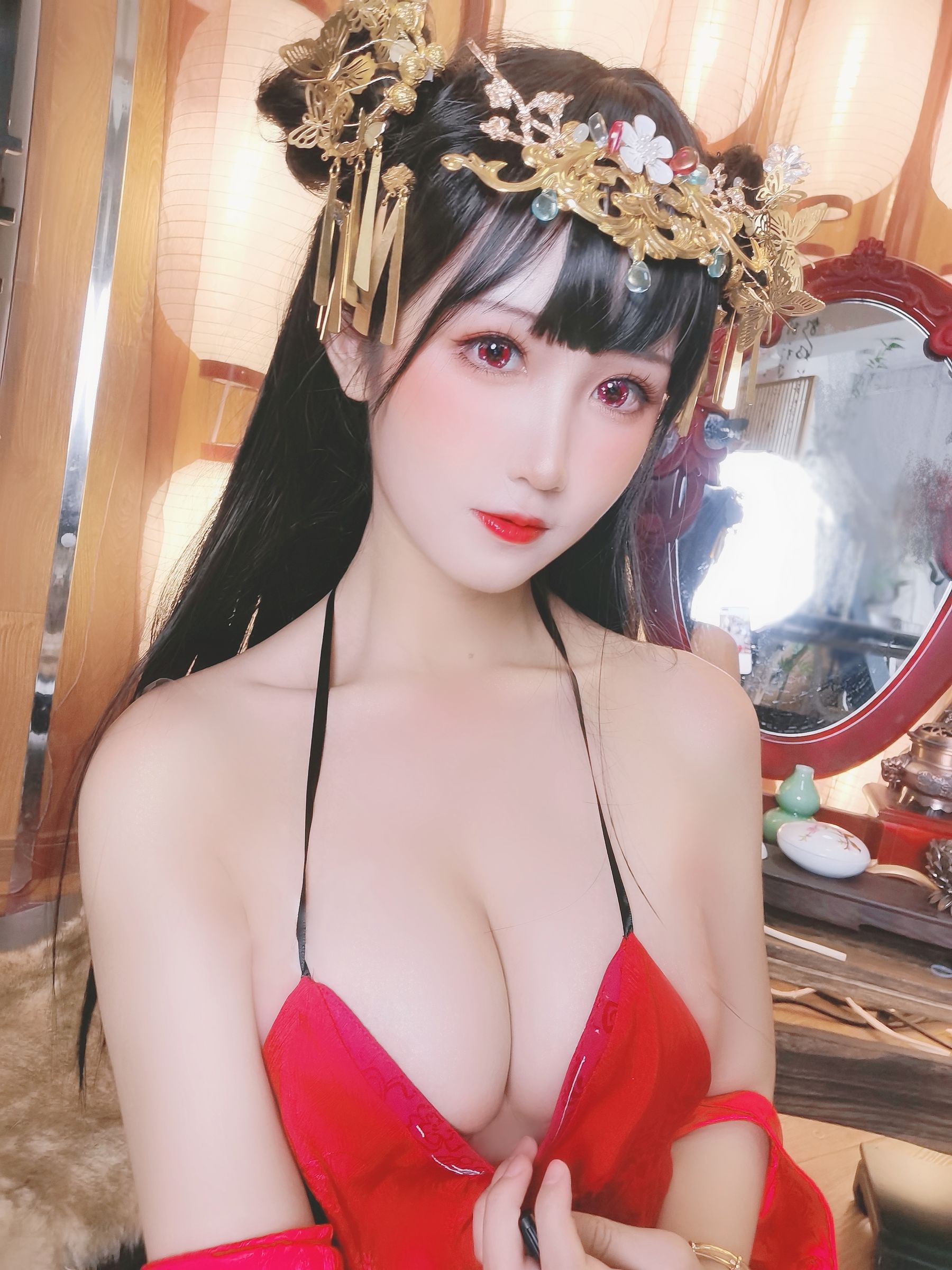 微博妹子三度_69 – 逸仙自拍 [20P]