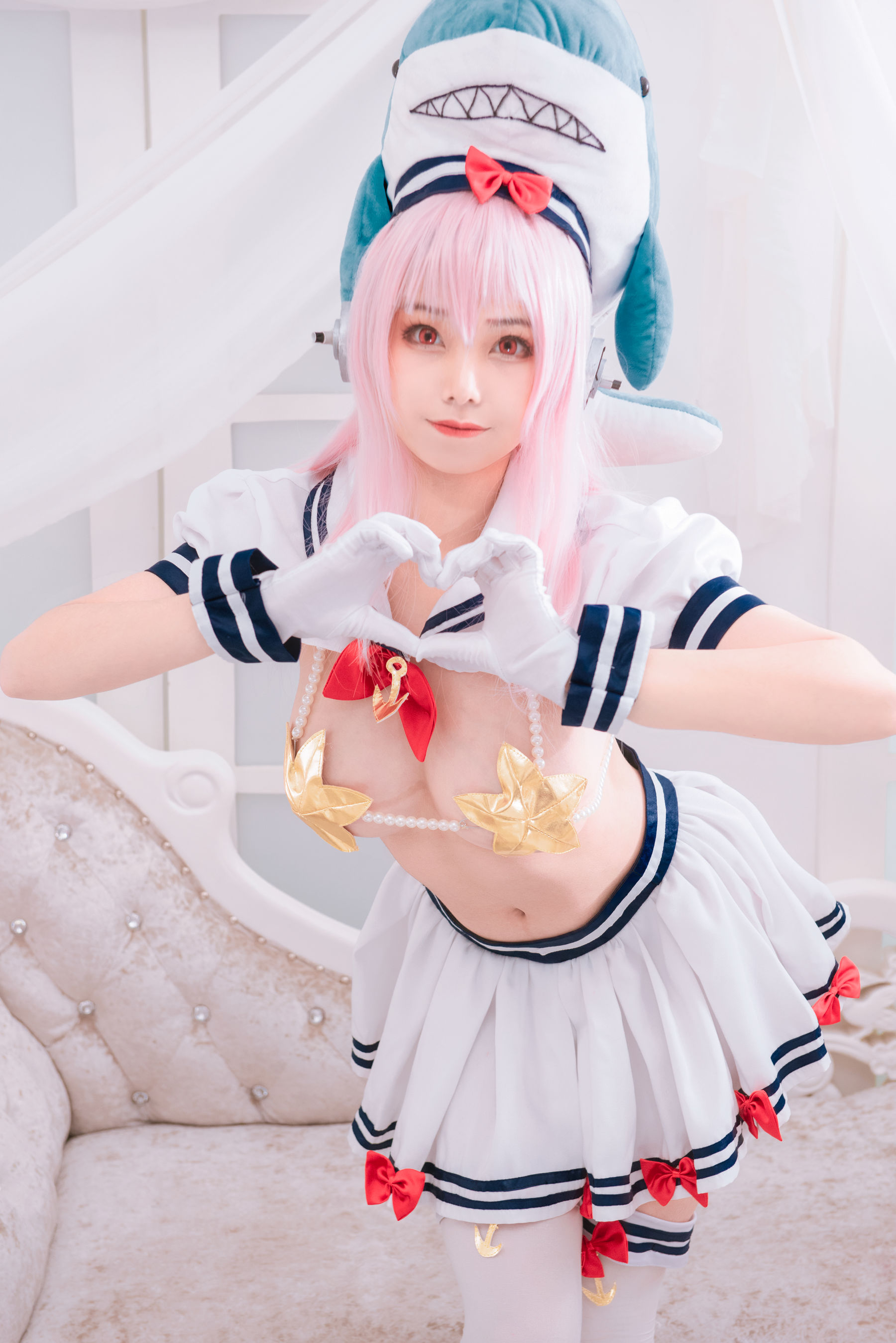 [Cosplay写真] 萌系小姐姐蜜汁猫裘 – 索尼子双鱼座 [12P]
