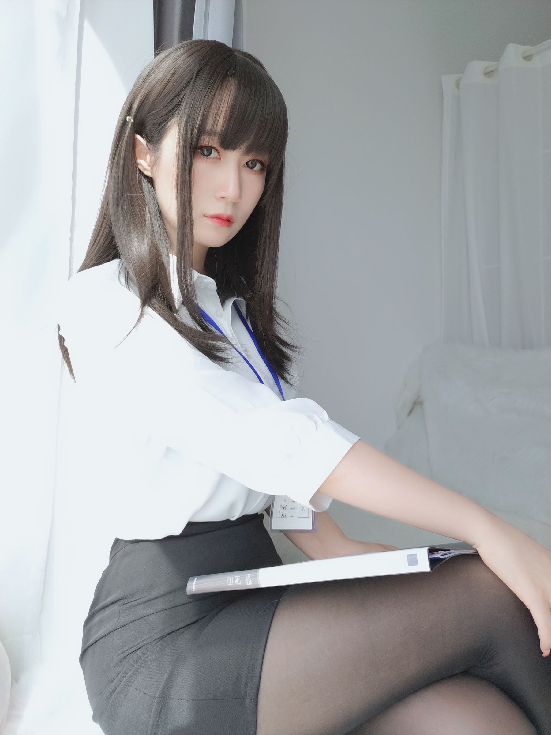 Coser小姐姐白银 – 制服 [119P]