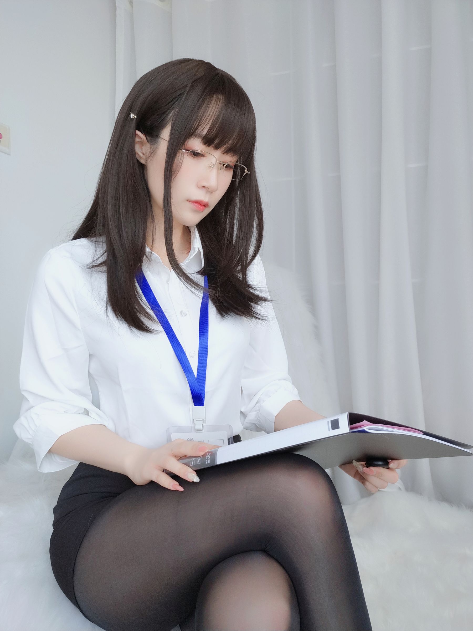 Coser小姐姐白银 – 制服 [119P]