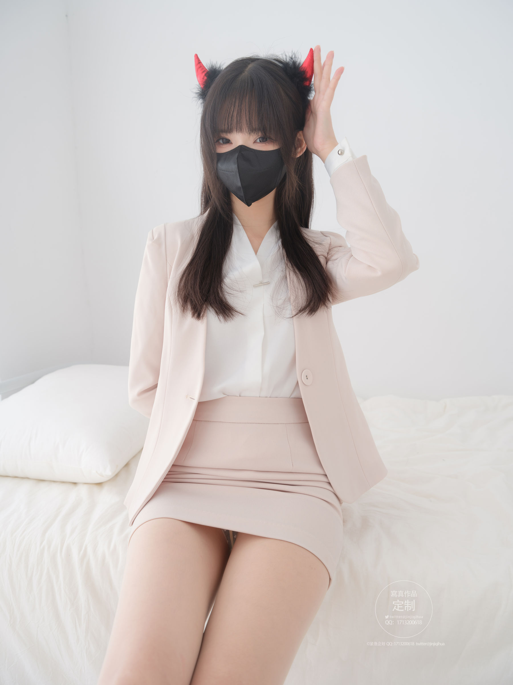 [紧急企划] EX-010 见希w [51P]