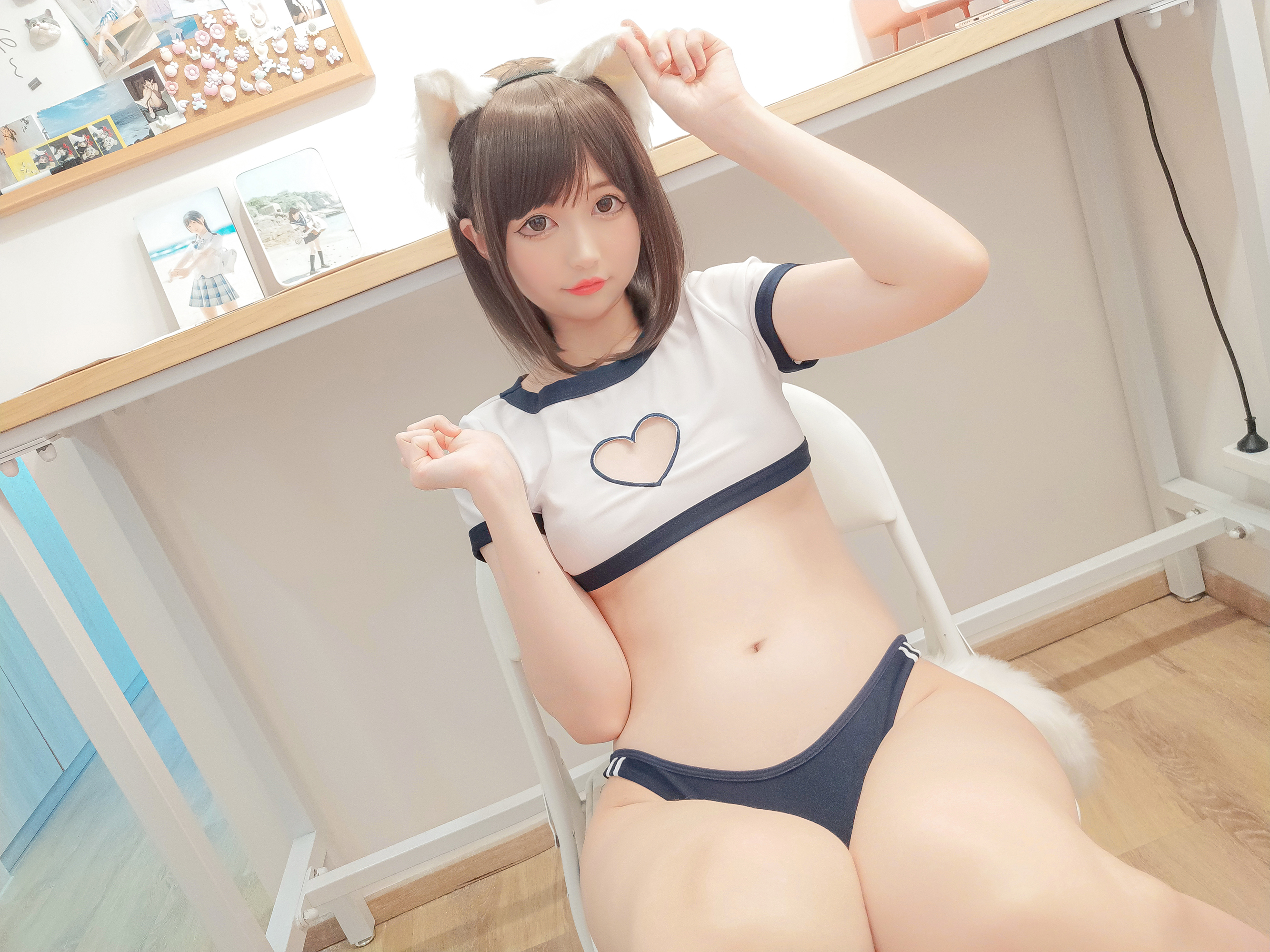 NAGISA魔物喵 – 猫の運動服 [19P]