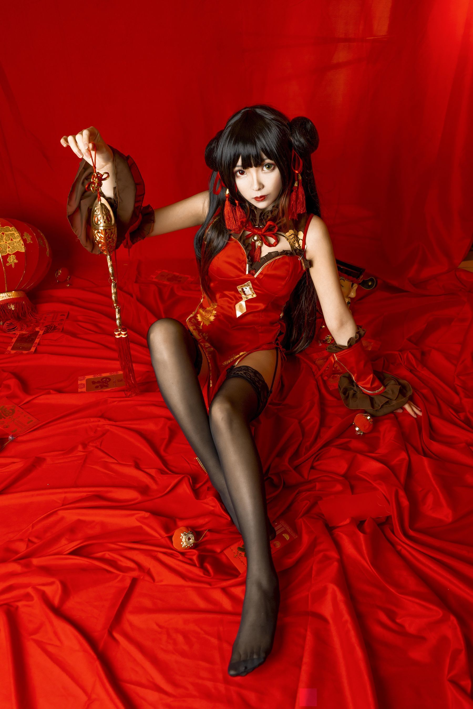 Coser小姐姐妍子坚不可摧 狂三新年 [15P]