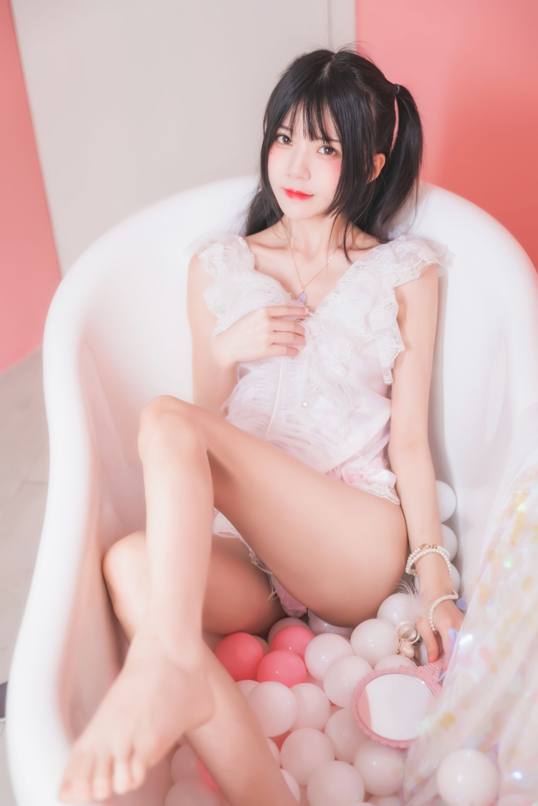 桜桃喵 冬眠系列 粉色浴缸 [57P]