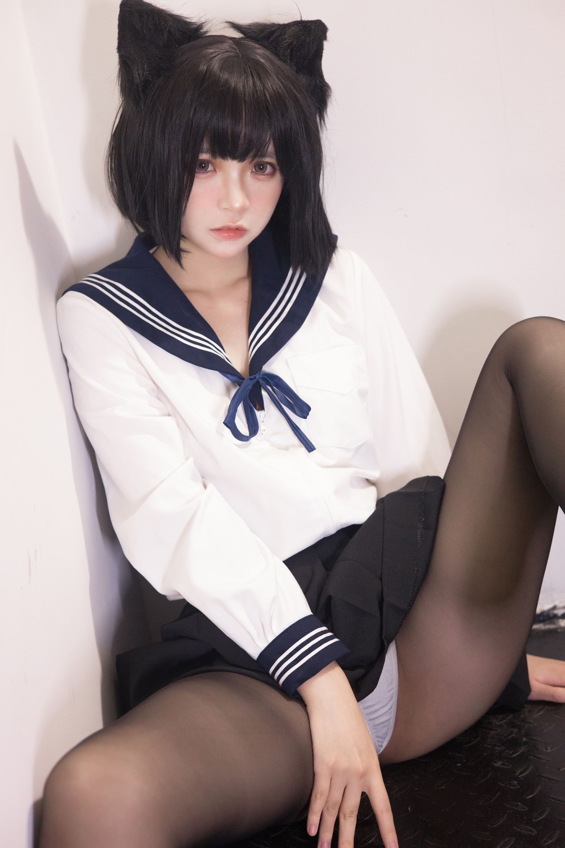 疯猫ss – 制服少女 [80P]