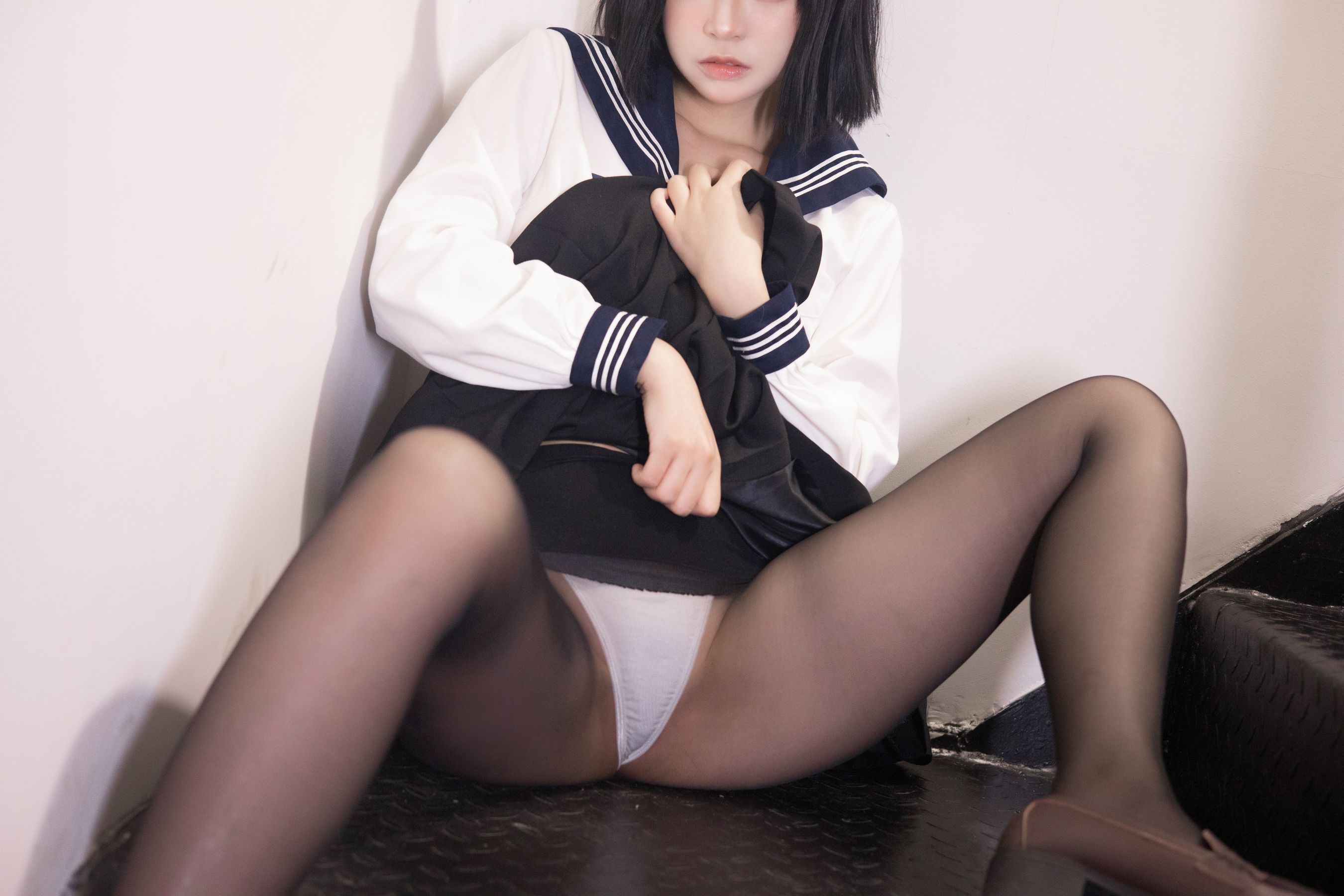 疯猫ss – 制服少女 [80P]