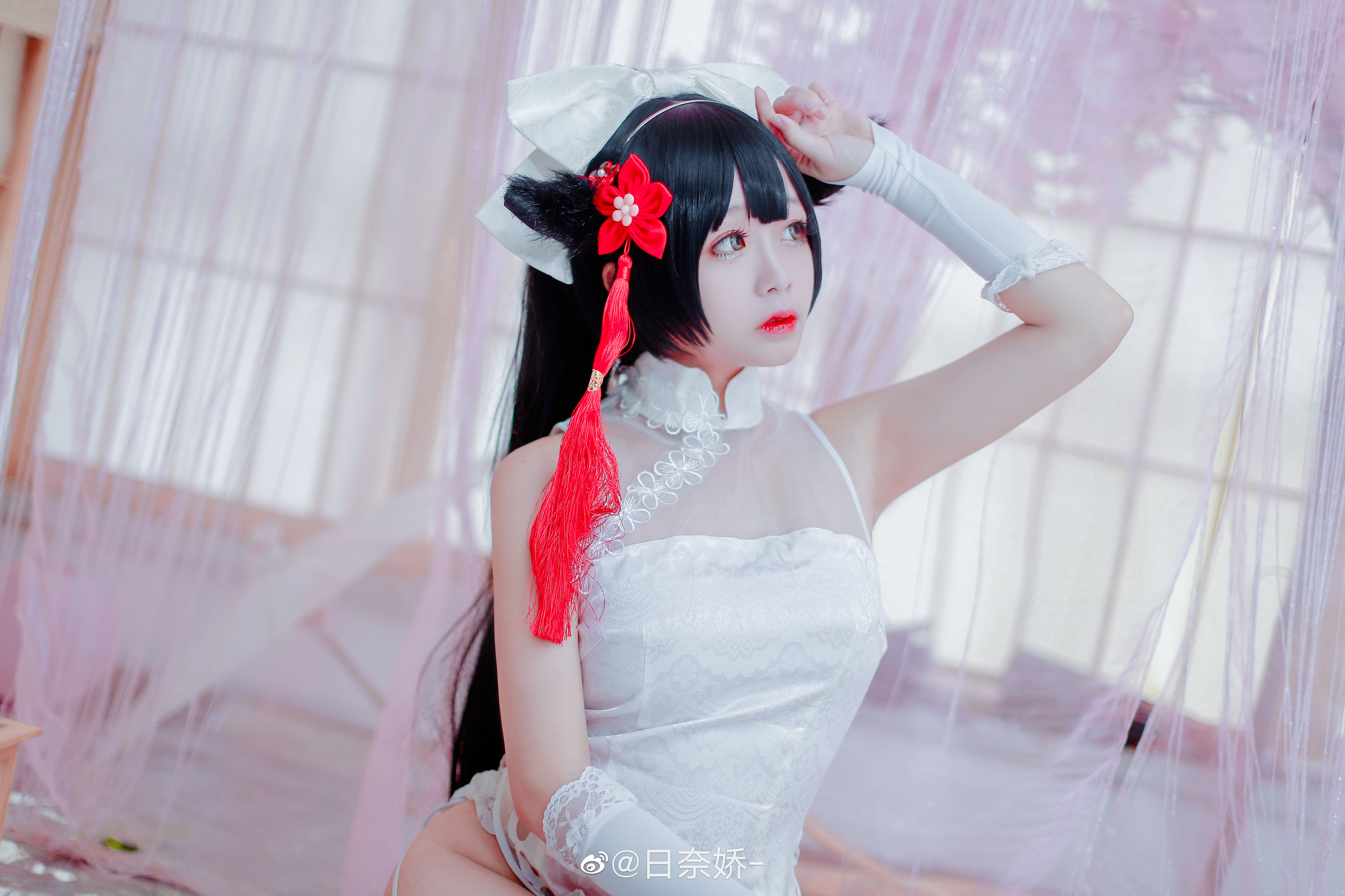日奈娇 – 高雄獒红+白旗袍 [17P]