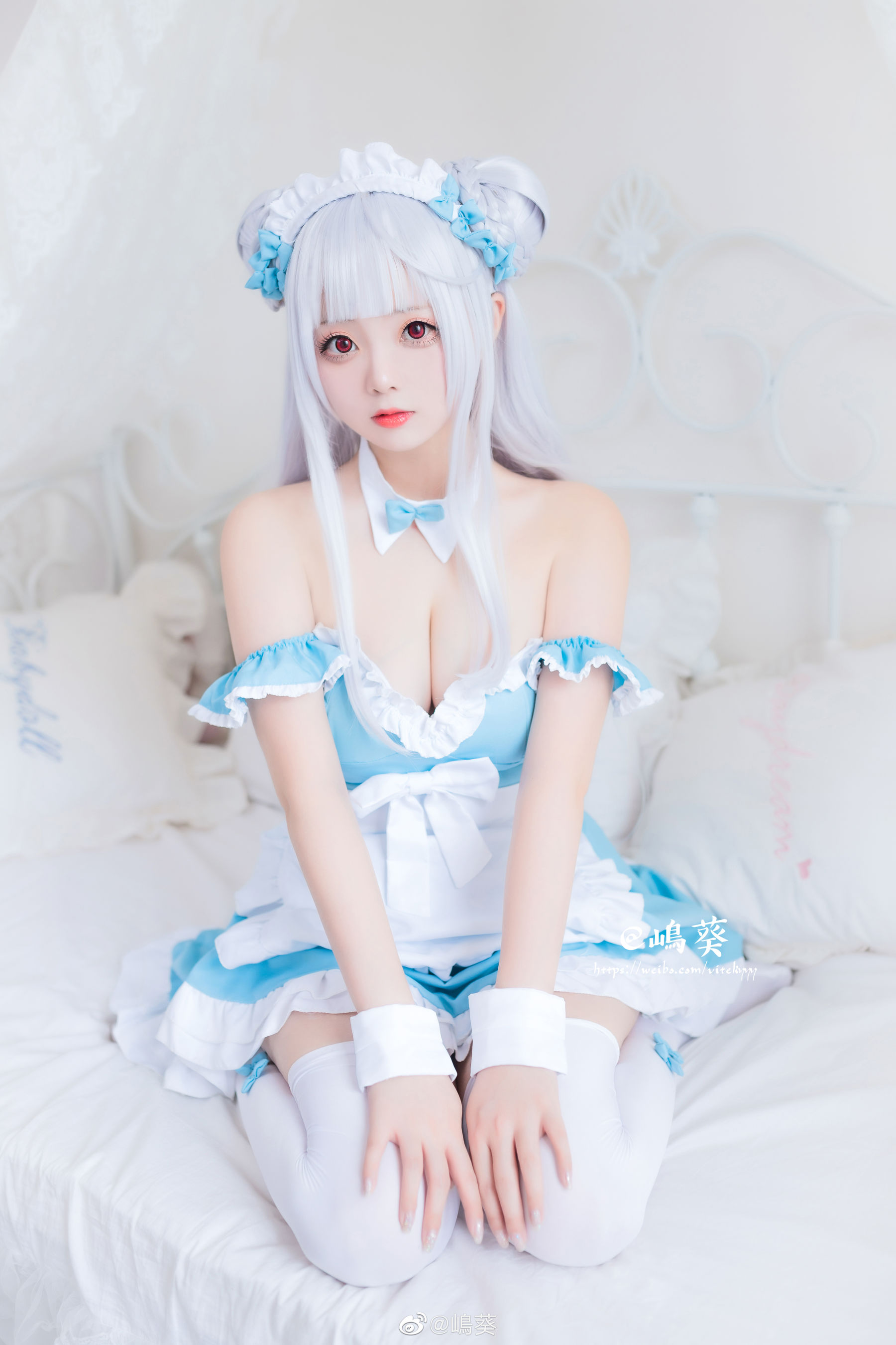微博美女嶋葵 小天鹅女仆 [12P]