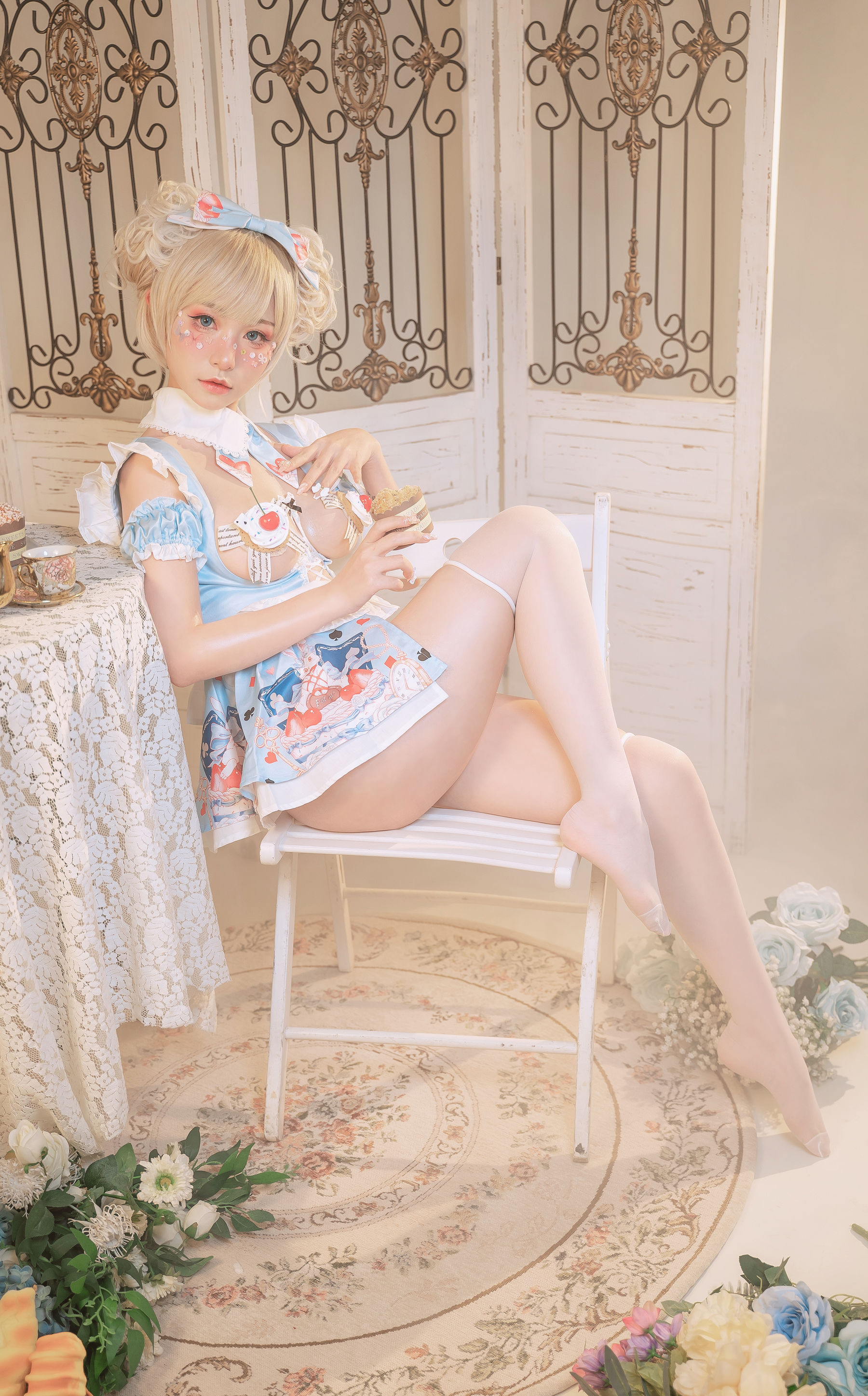 爆机少女喵小吉 – 秘密茶会 [17P]