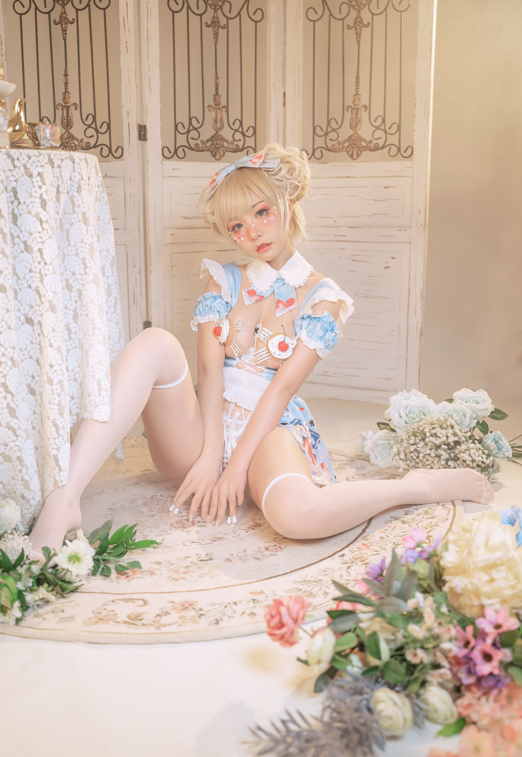 爆机少女喵小吉 – 秘密茶会 [17P]