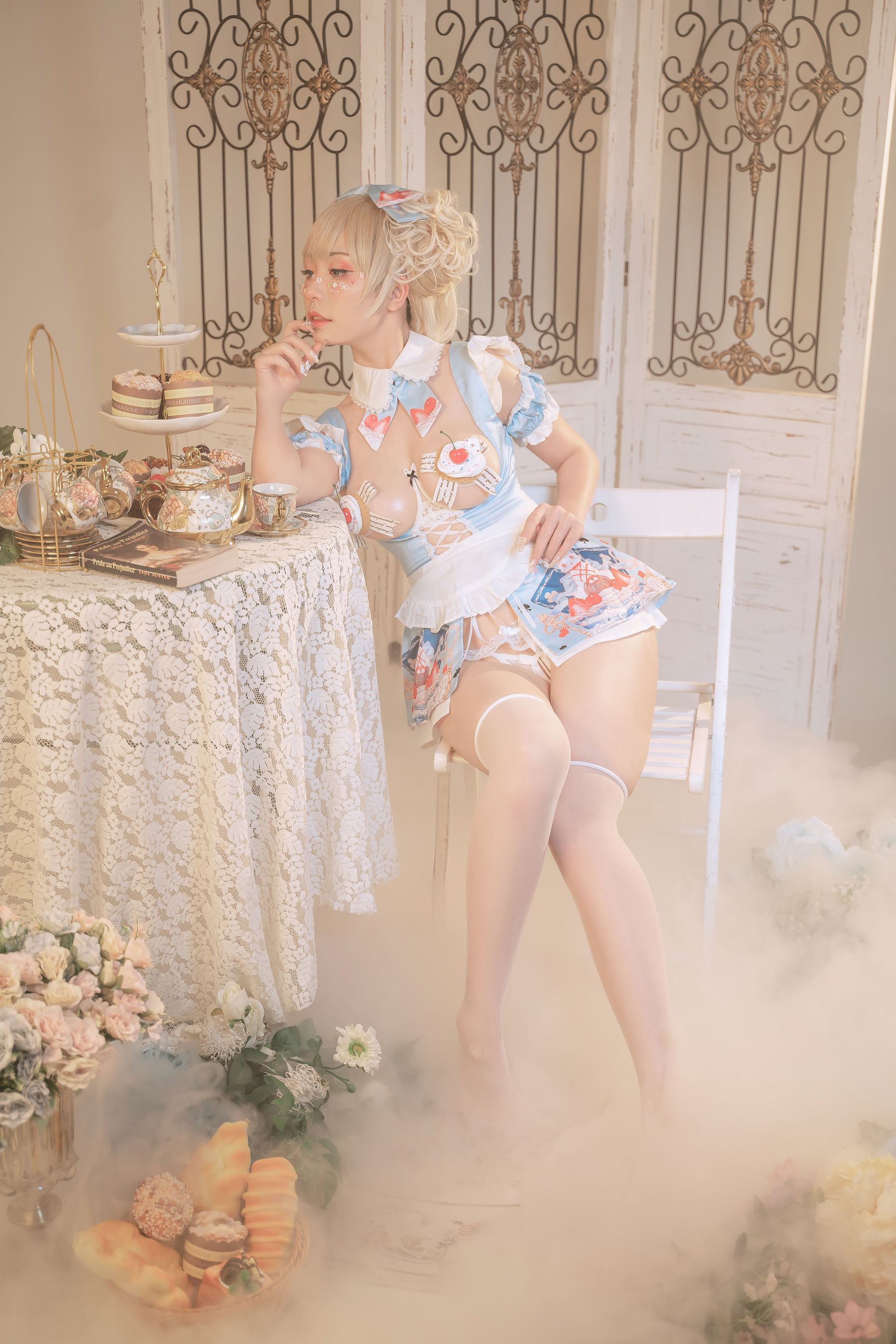爆机少女喵小吉 – 秘密茶会 [17P]